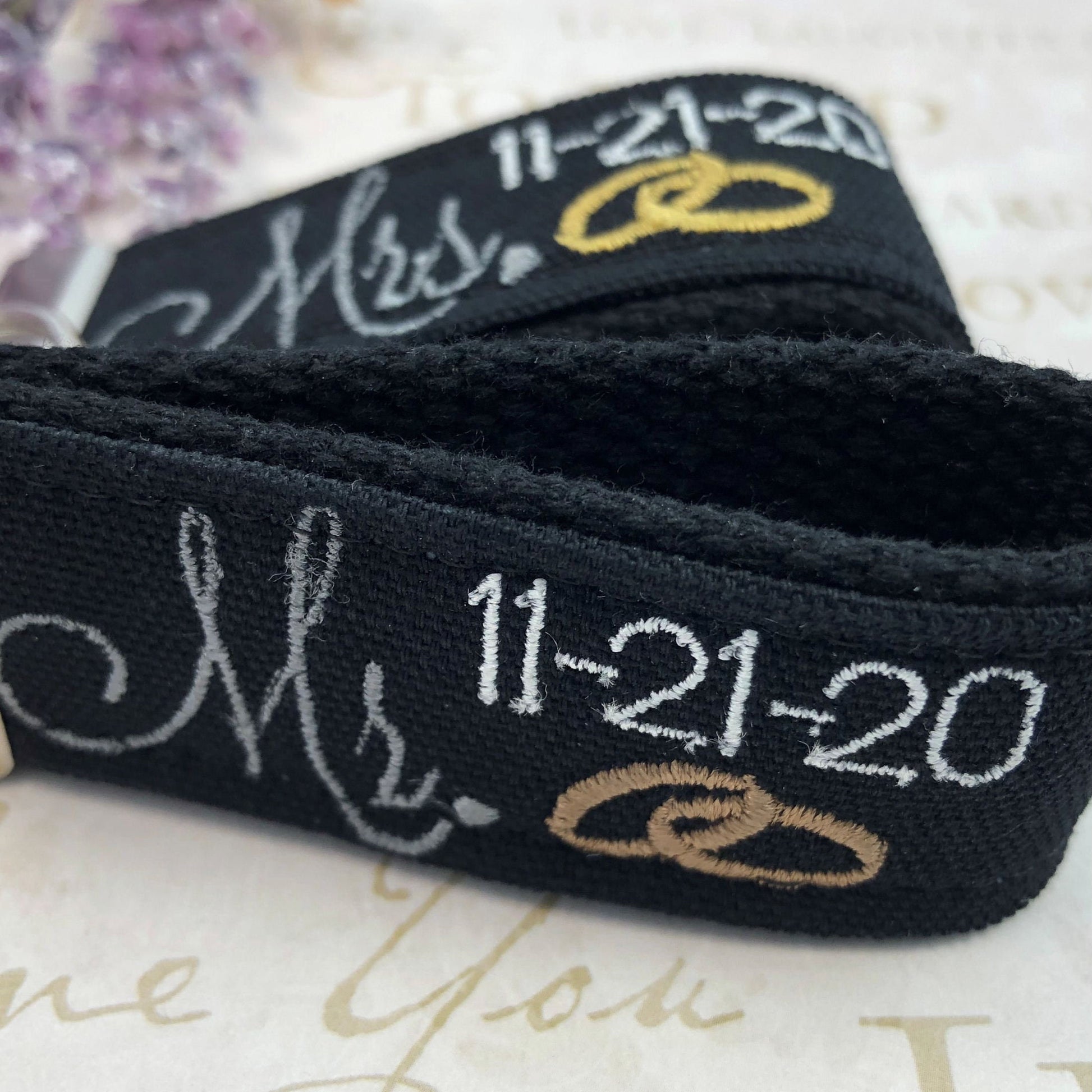 Couples Keychain, Couples Keychains, Couples Keychain Set, Couples Keychain Personalized, Mr. and Mrs., Mr. and Mrs. Gifts, Wedding Gift