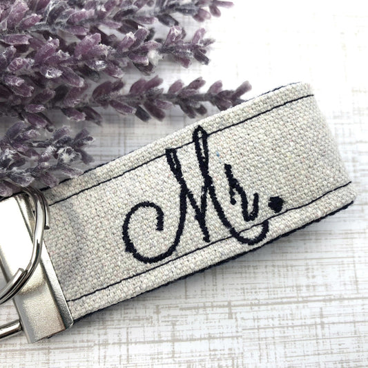 Couples Keychain, Couples Keychains, Couples Keychain Set, Couples Keychain Personalized, Mr. and Mrs., Mr. and Mrs. Gifts, Wedding Gift