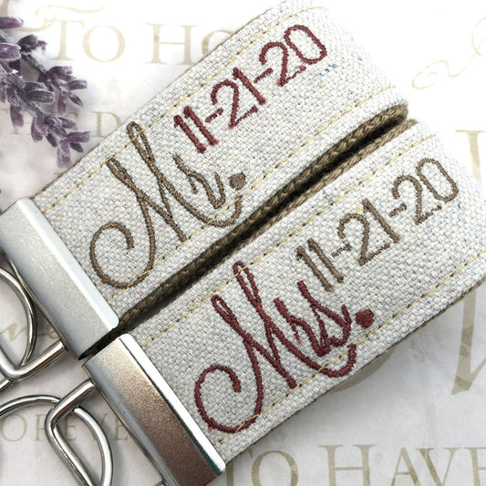 Couples Keychain, Couples Keychains, Couples Keychain Set, Couples Keychain Personalized, Mr. and Mrs., Mr. and Mrs. Gifts, Wedding Gift