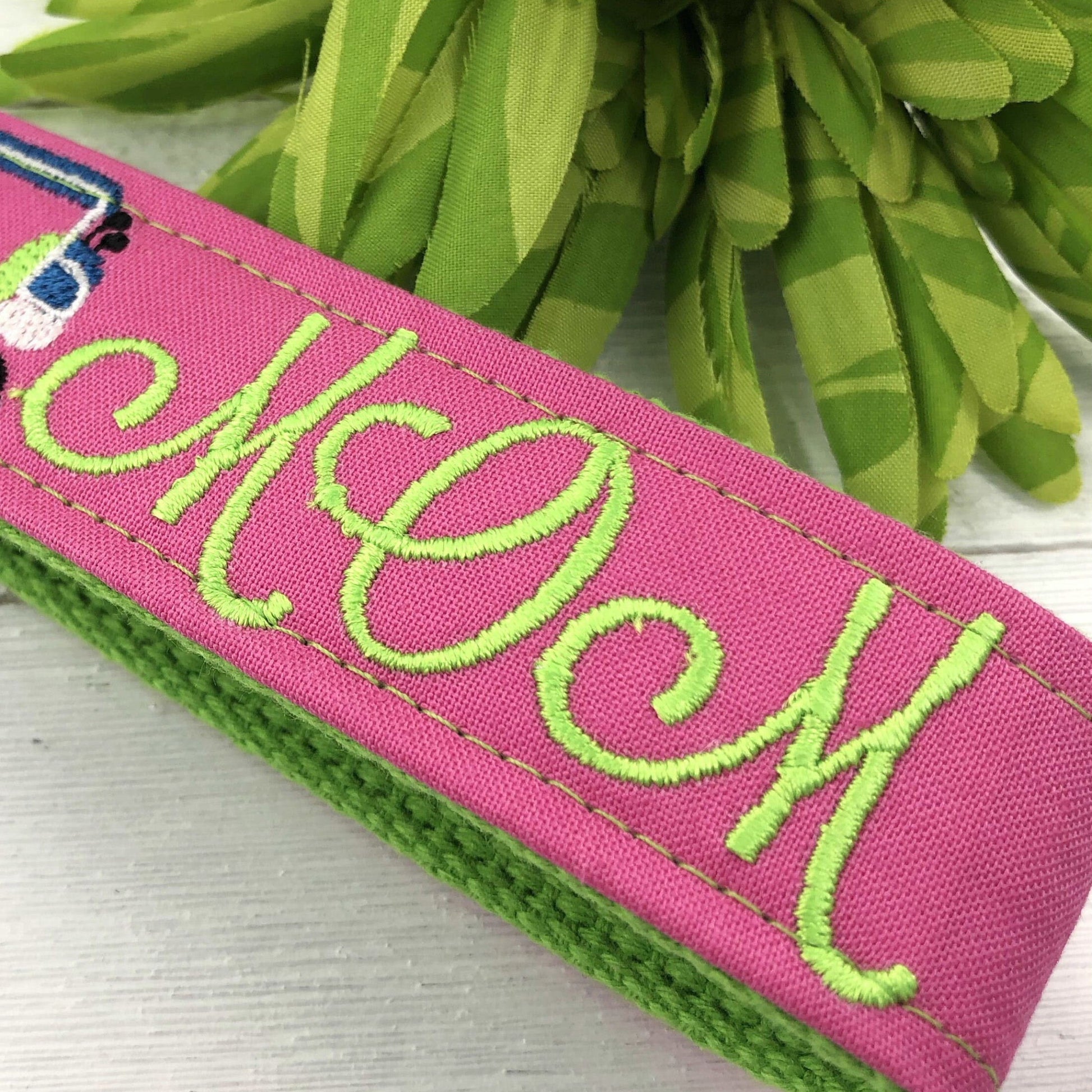 Embroidered Keychain | Mom Gift | Mom Birthday Gift | Mom Keychain | Mom Key chain | Embroidered key fob | Golf Gifts for Women