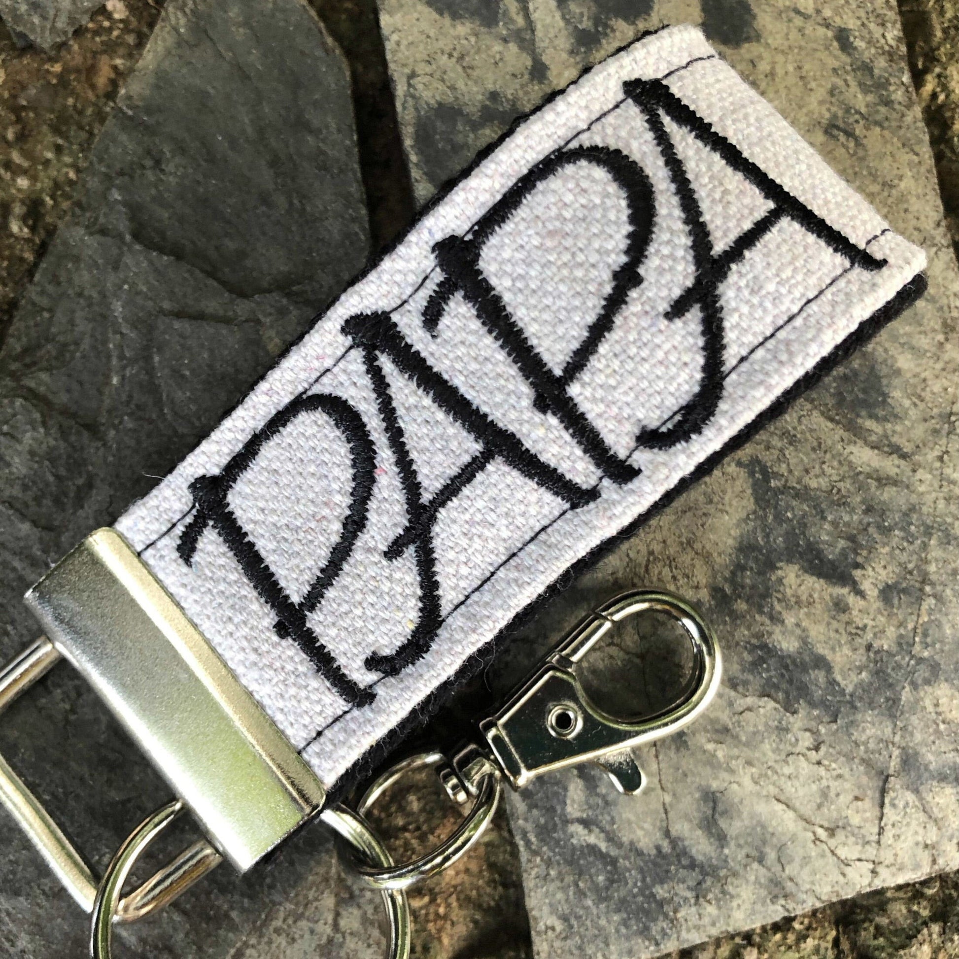 Handmade Papa Keychain | Papa Gift | Grandpa Keychain | Fathers Day Gift | Fathers Day