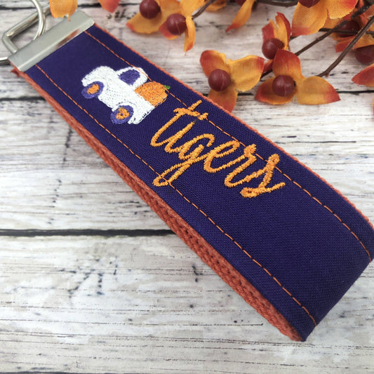 Clemson Wristlet Keychain, Approved Crafter License Holder, Wrist Keychain for Her, Key fob Wristlet, Keychain Wristlet, Clemson Tigers