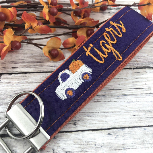 Clemson Wristlet Keychain, Approved Crafter License Holder, Wrist Keychain for Her, Key fob Wristlet, Keychain Wristlet, Clemson Tigers