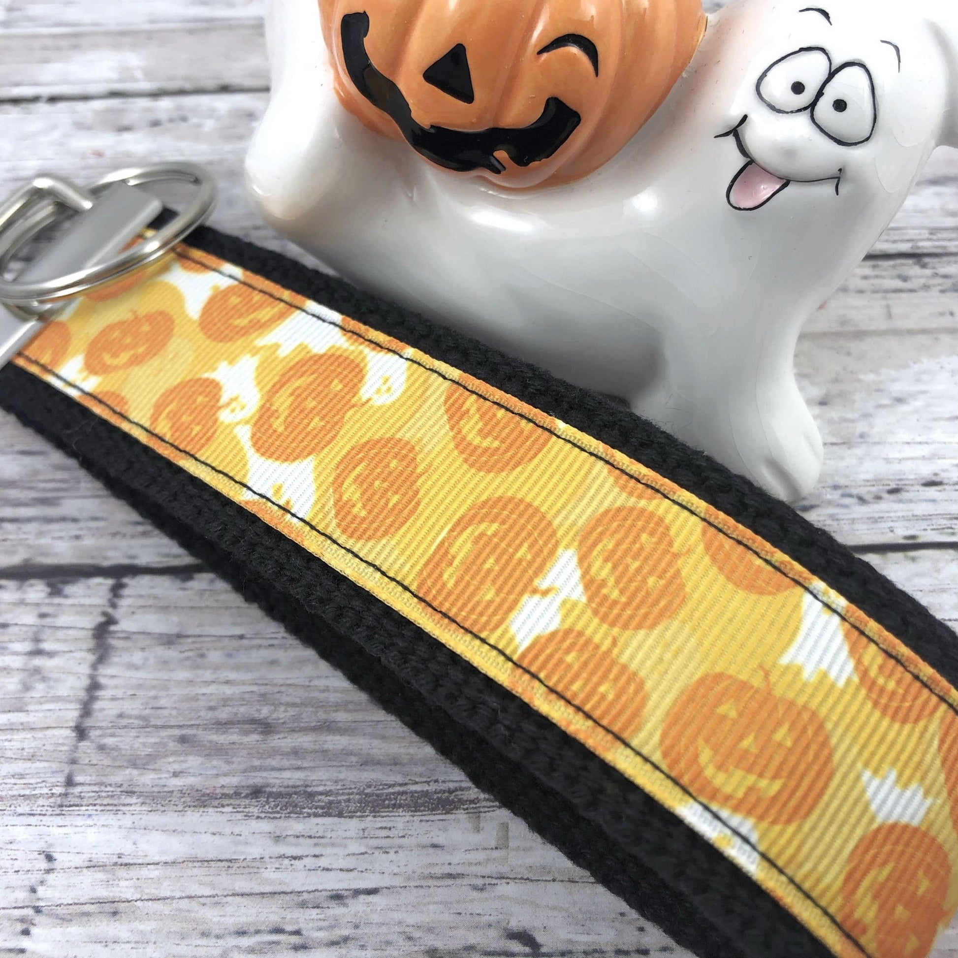 Halloween Keychain Wristlet, Cute Halloween Keychain, Halloween Key Chain, Wristlet Keychain Birthday gift, Bachelorette Party