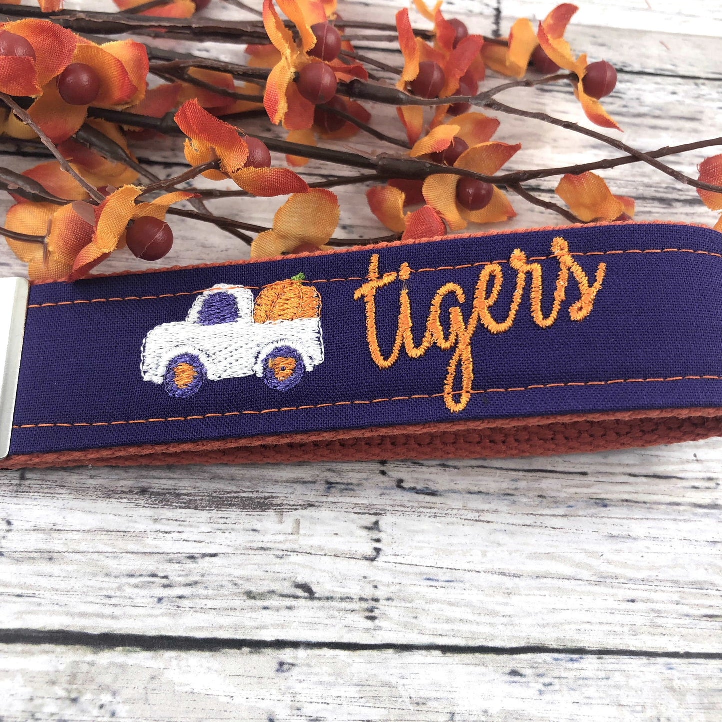 Clemson Wristlet Keychain, Approved Crafter License Holder, Wrist Keychain for Her, Key fob Wristlet, Keychain Wristlet, Clemson Tigers