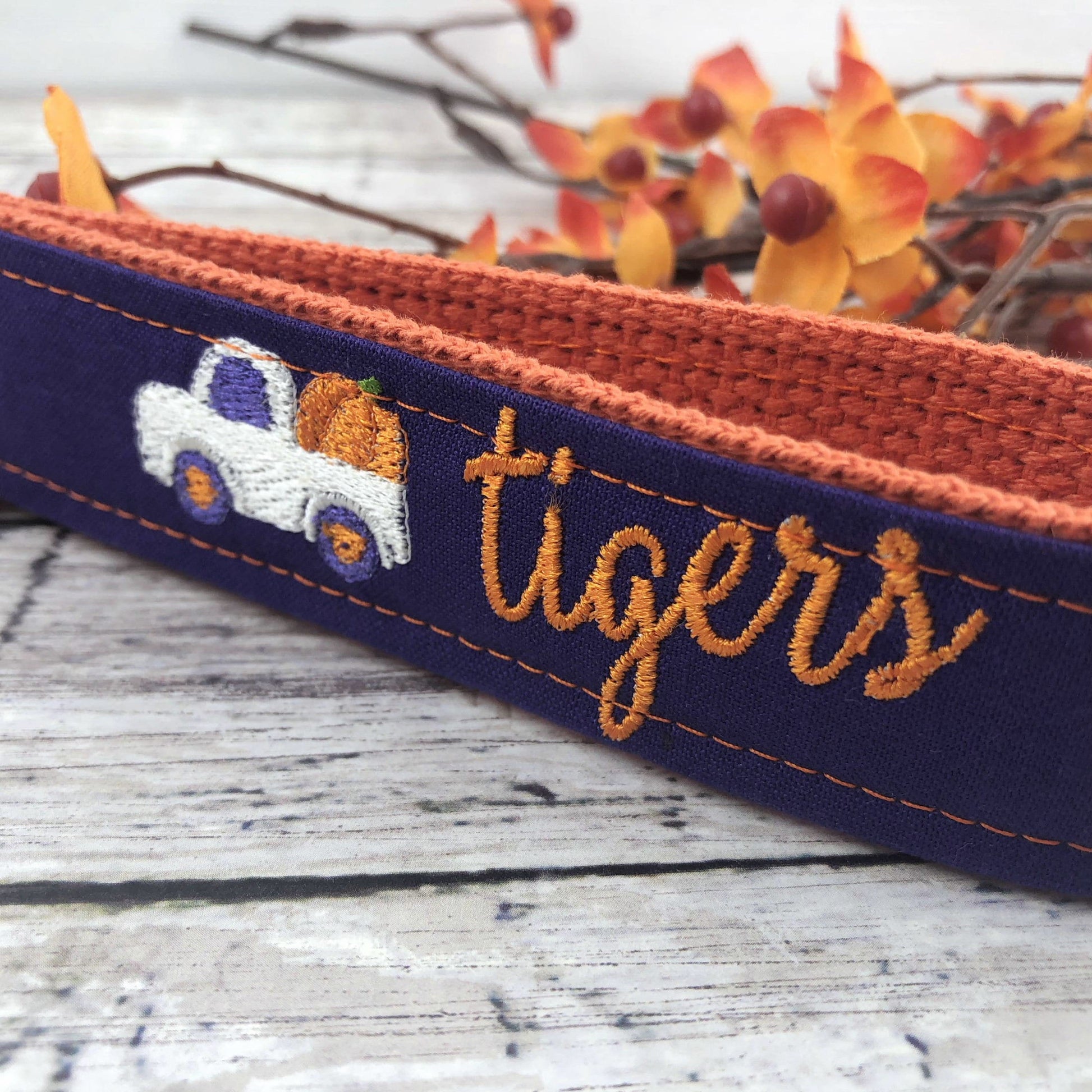 Clemson Wristlet Keychain, Approved Crafter License Holder, Wrist Keychain for Her, Key fob Wristlet, Keychain Wristlet, Clemson Tigers