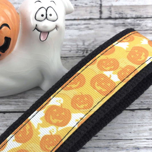 Halloween Keychain Wristlet, Cute Halloween Keychain, Halloween Key Chain, Wristlet Keychain Birthday gift, Bachelorette Party