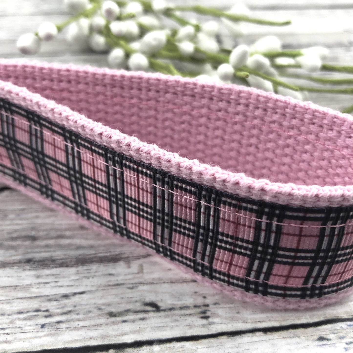 Handmade Ribbon Keychain in Plaid, Best Friend Gifts, College Graduation Gift for her, Popular Right Now