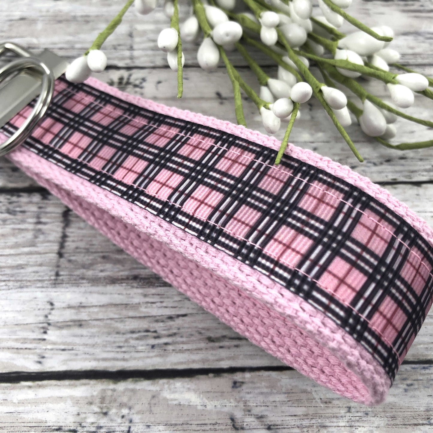 Handmade Ribbon Keychain in Plaid, Best Friend Gifts, College Graduation Gift for her, Popular Right Now
