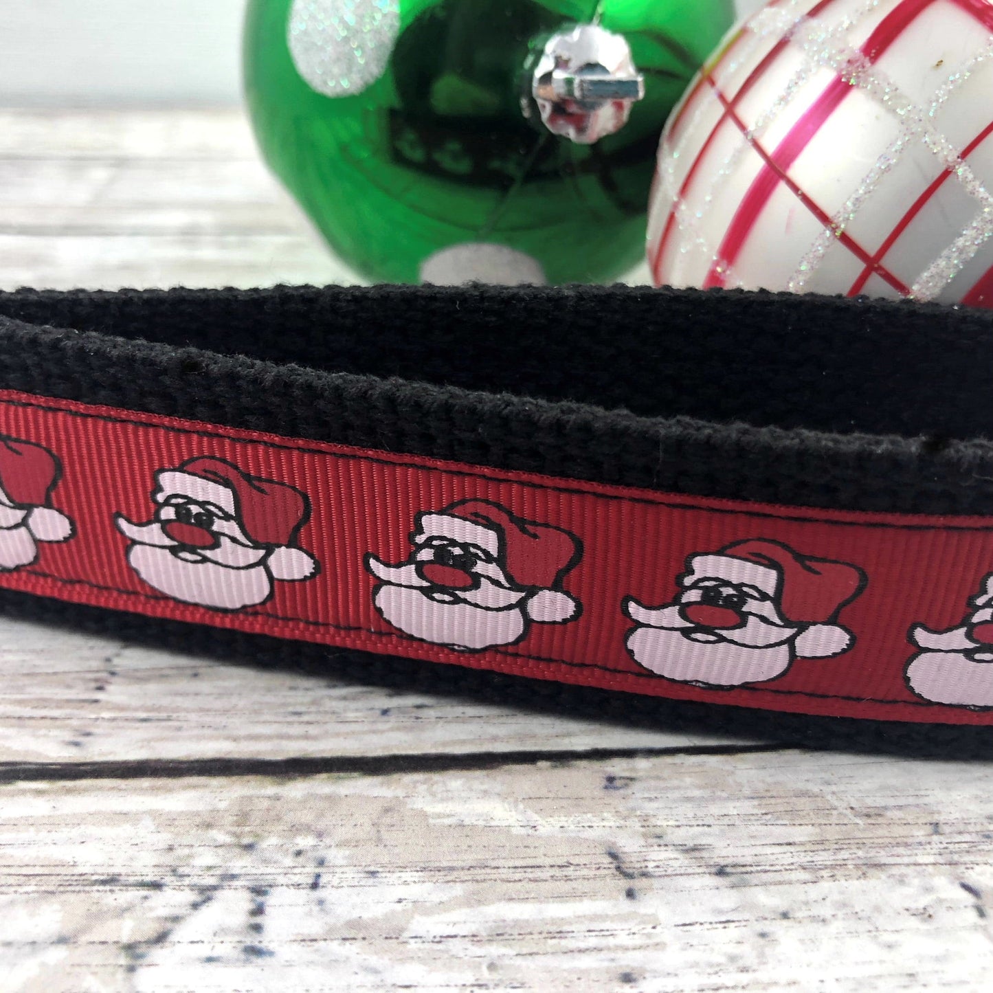Handmade Christmas Keychain Wristlet, Santa, Popular Right Now, Ribbon Keychain, Teacher Gifts, Best Friend Gifts