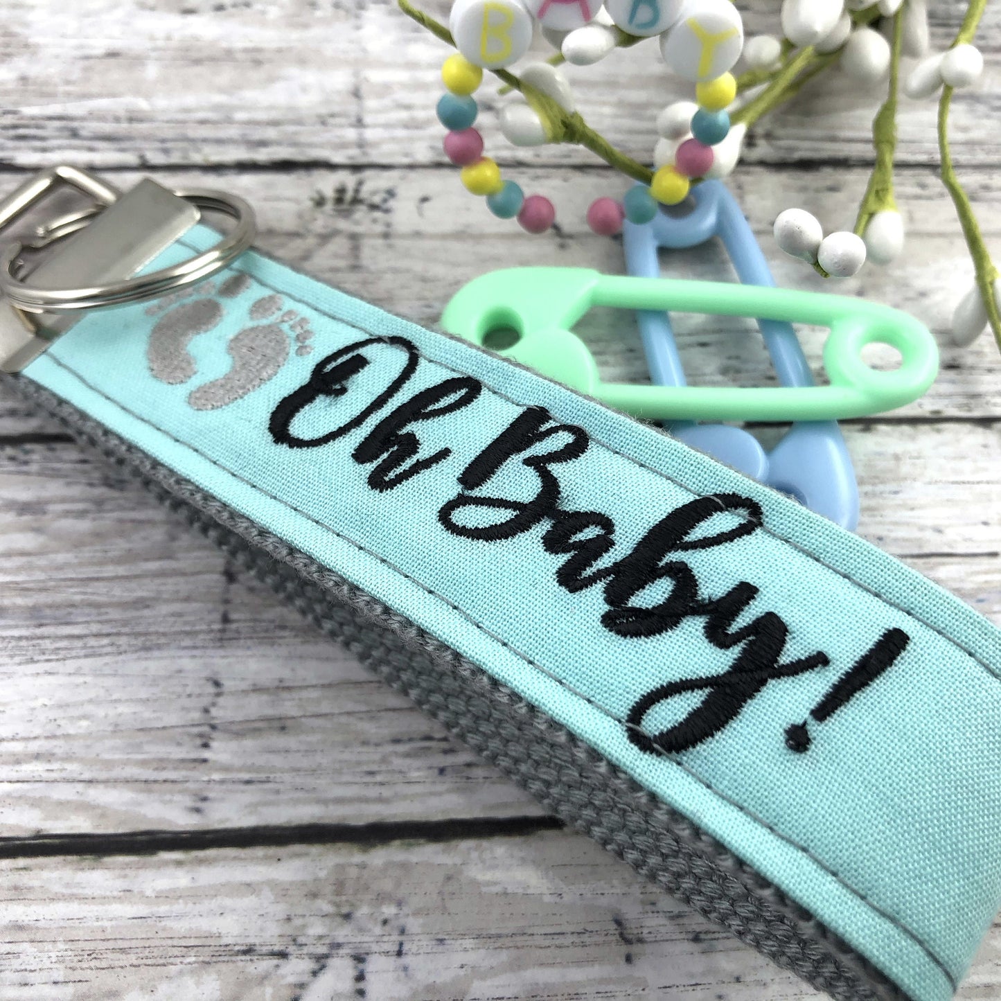Expecting Mom Gift, Handmade Keychain Wristlet, New Mom Gift, Baby Shower Gift, Pregnancy Gift, Oh Baby, Popular Right Now
