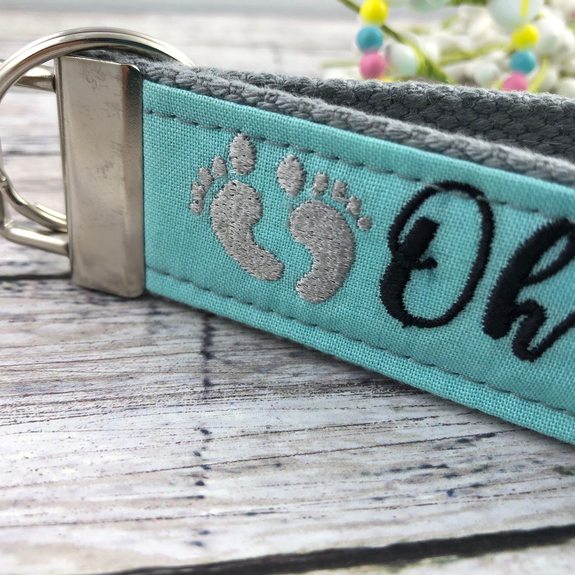 Expecting Mom Gift, Handmade Keychain Wristlet, New Mom Gift, Baby Shower Gift, Pregnancy Gift, Oh Baby, Popular Right Now