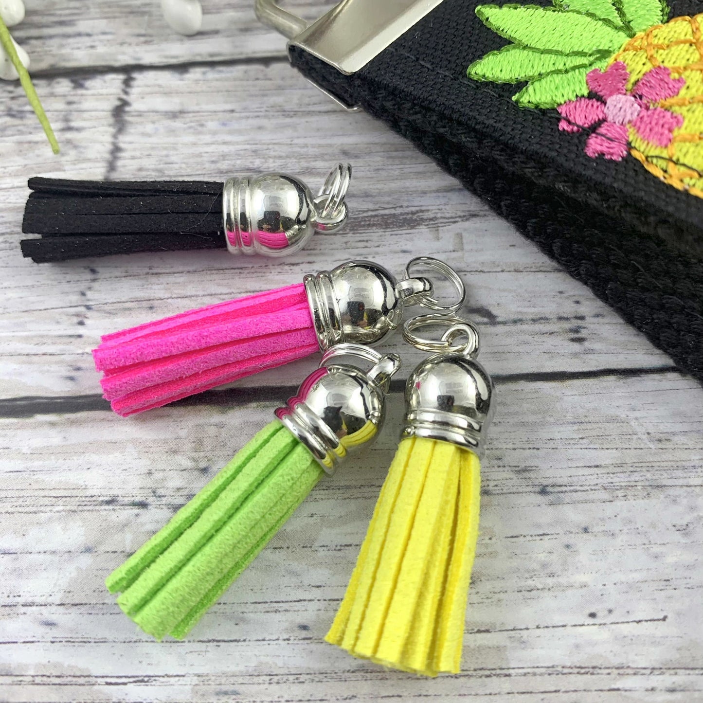 Pineapple Keychain, Pineapple Gifts, Popular Right Now, Coworker Christmas Gift, Monogrammed Keychain, Personalized Gifts, Best Friend Gifts