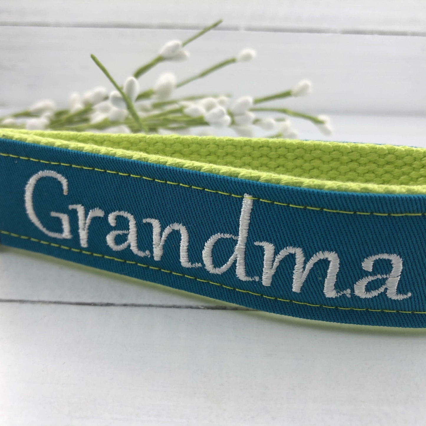 Handmade Embroidered Keychain for Grandma | Grandma Gift | Personalized Gift | Personalised Gift | Popular right now | Personalized Keychain