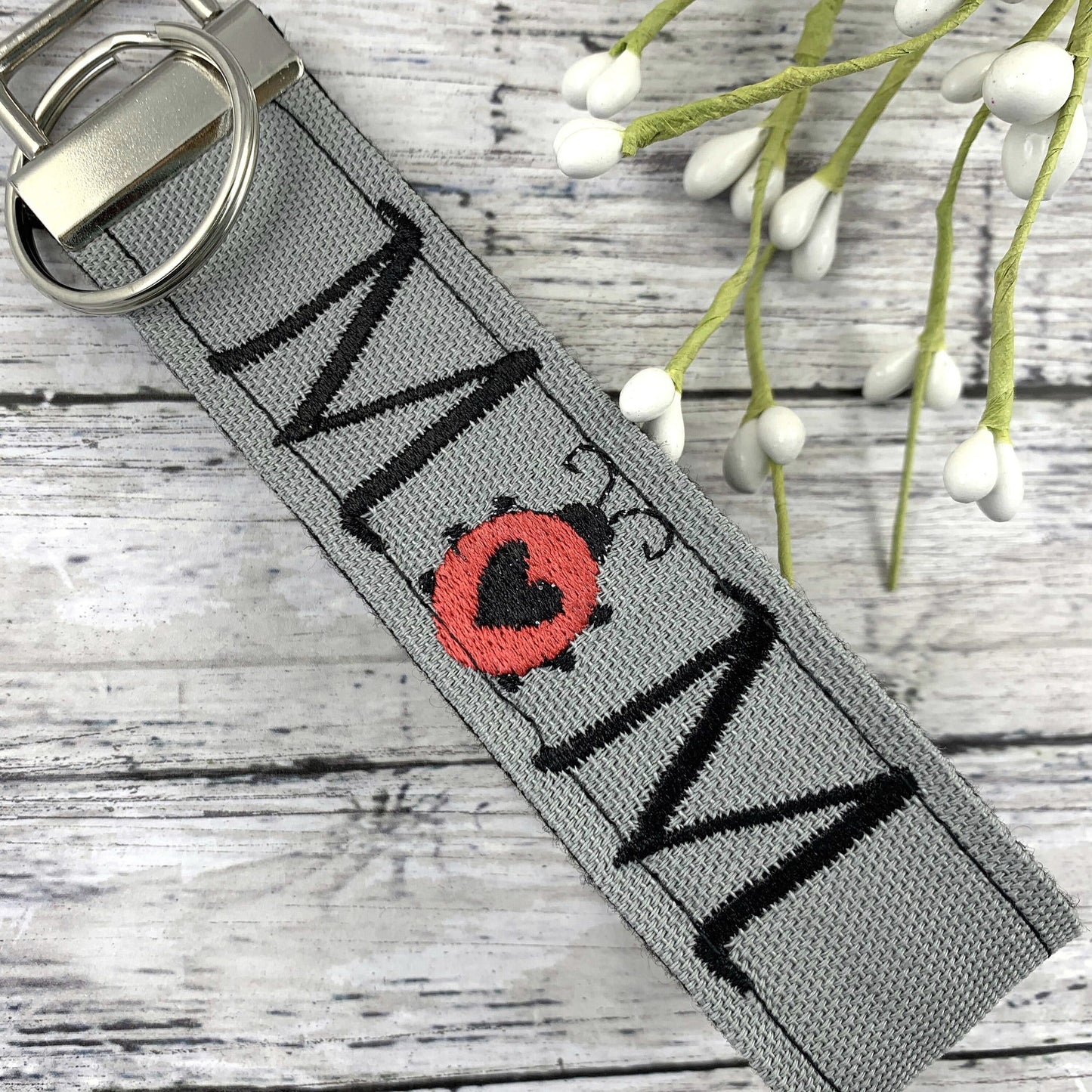 Ladybug Mom Keychain, Popular Right Now, Expecting Mom Gift, Embroidered Keychain, Embroidery keychain, Mother in Law Gift, Mom Gifts