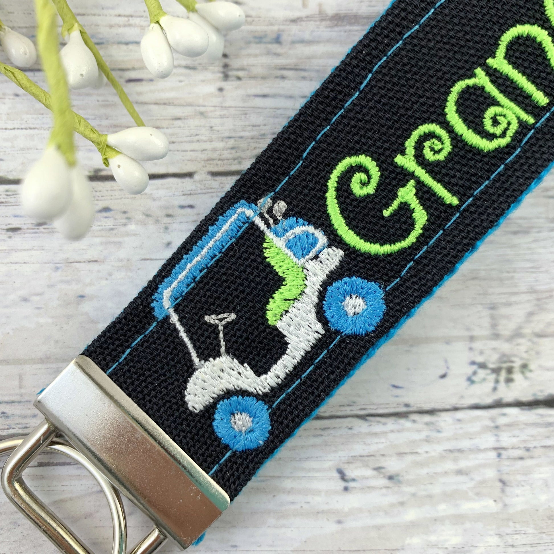 Handmade Grandma Keychain, Grandma Gift, Popular Right Now, Mother in Law Gift, Wristlet Keychain, Golf Gifts for Women, Retirement Gift