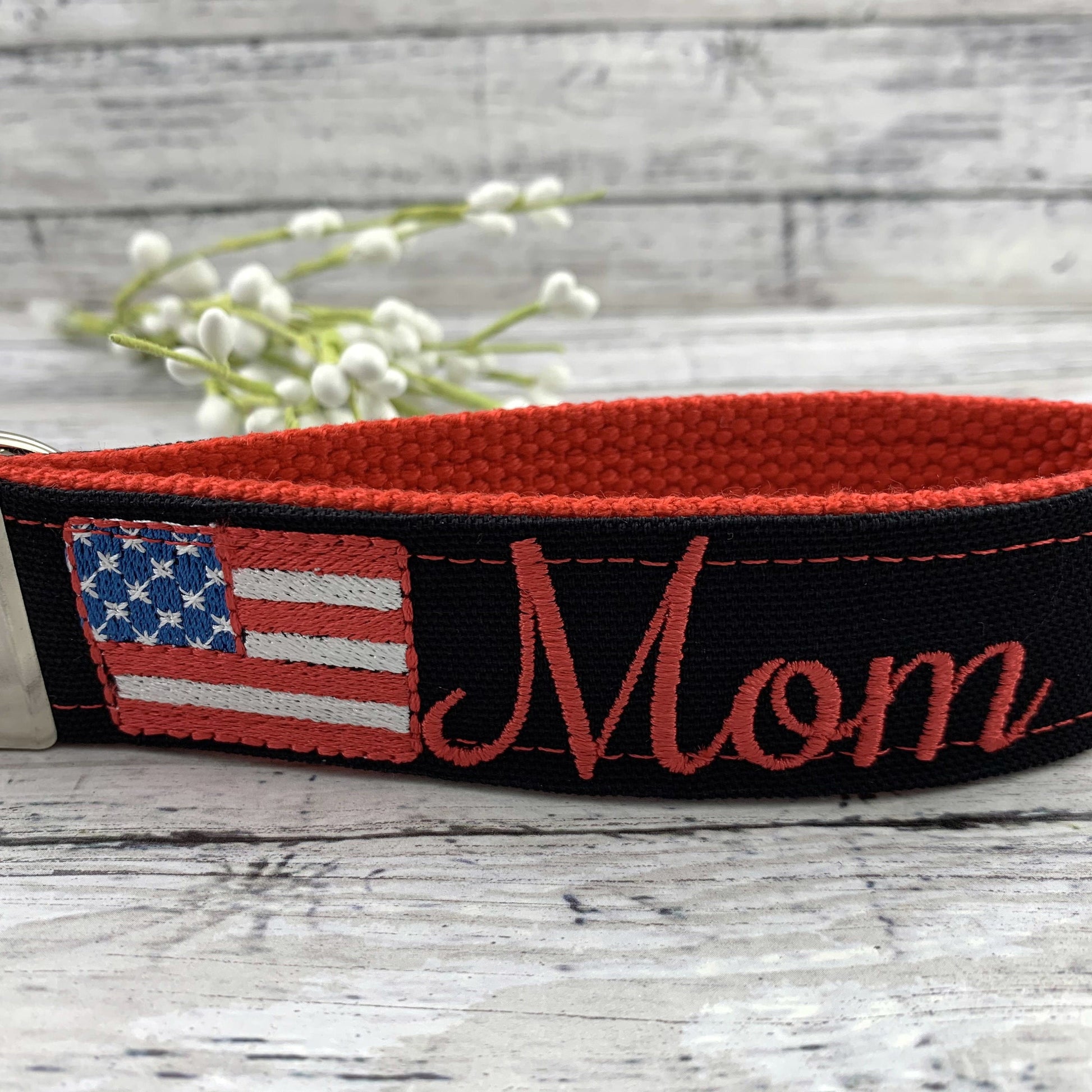 American Flag Wristlet Keychain, Popular Right Now, Embroidered Keychain, Army Mom, Mom Gifts, Marine Mom, Mothers Day Gift Basket, Mom Gift