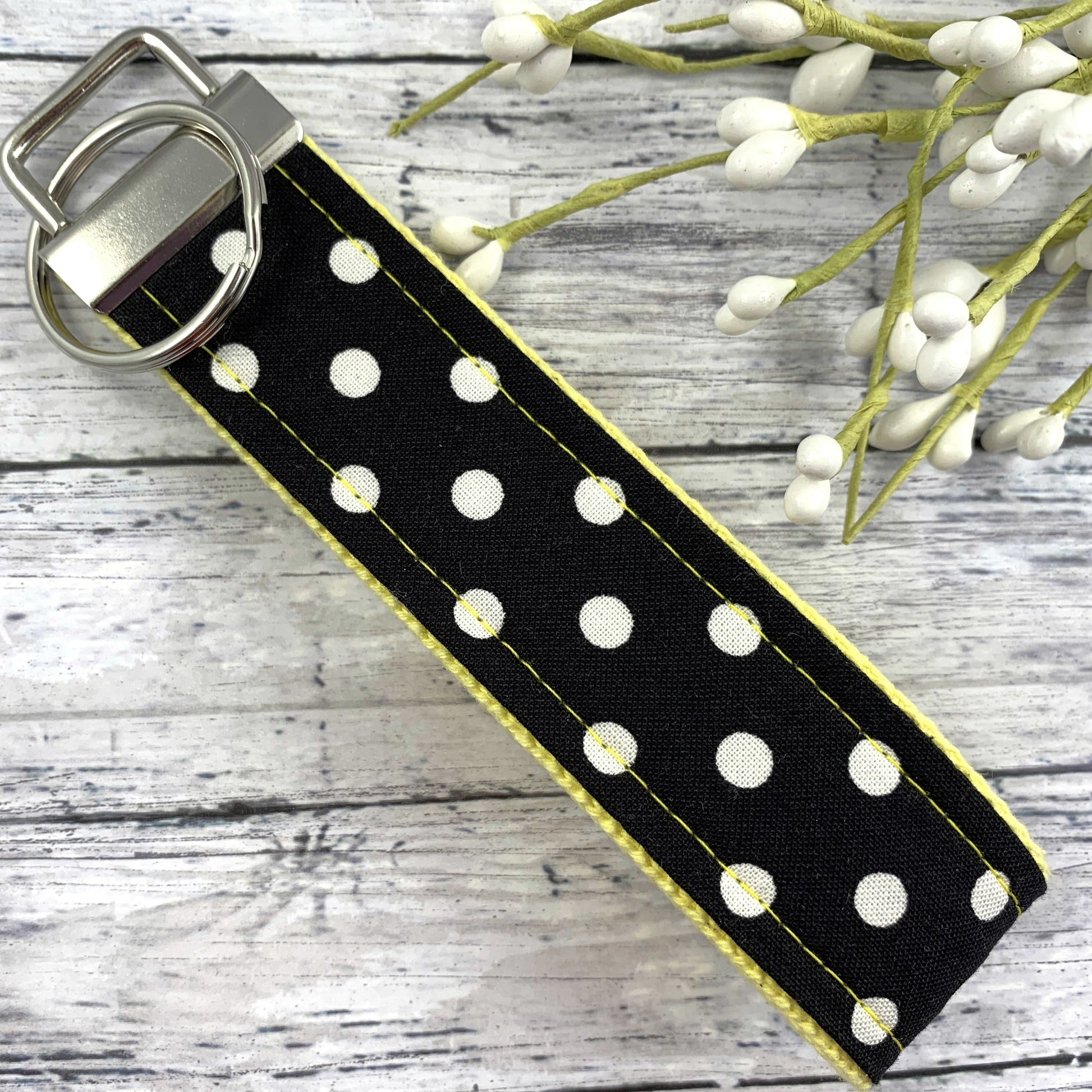Handmade Wristlet Keychain in Polka Dot fabric, High School Graduation Gift, Best Friend Gifts Long Distance, Preschool Teacher Gifts