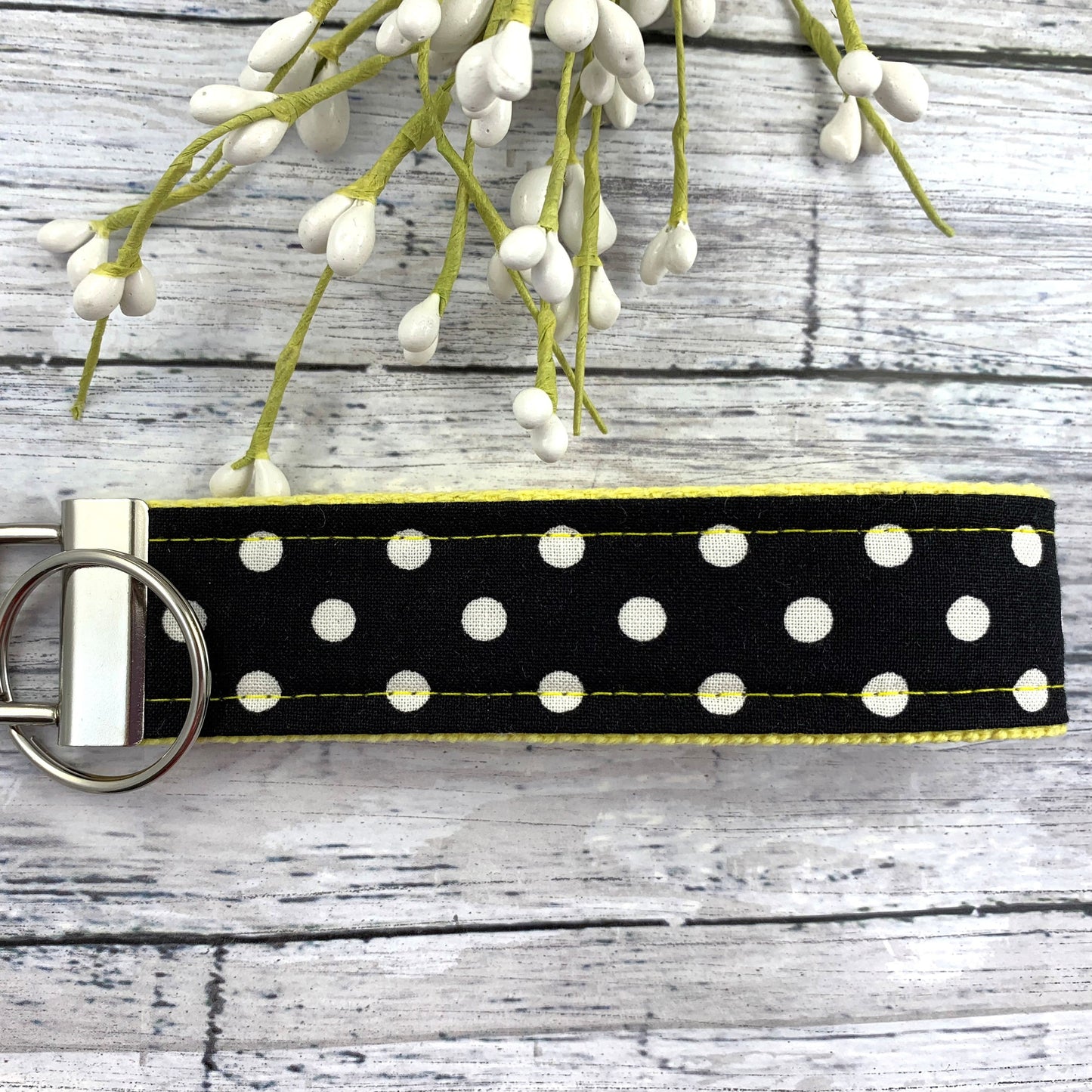 Handmade Wristlet Keychain in Polka Dot fabric, High School Graduation Gift, Best Friend Gifts Long Distance, Preschool Teacher Gifts