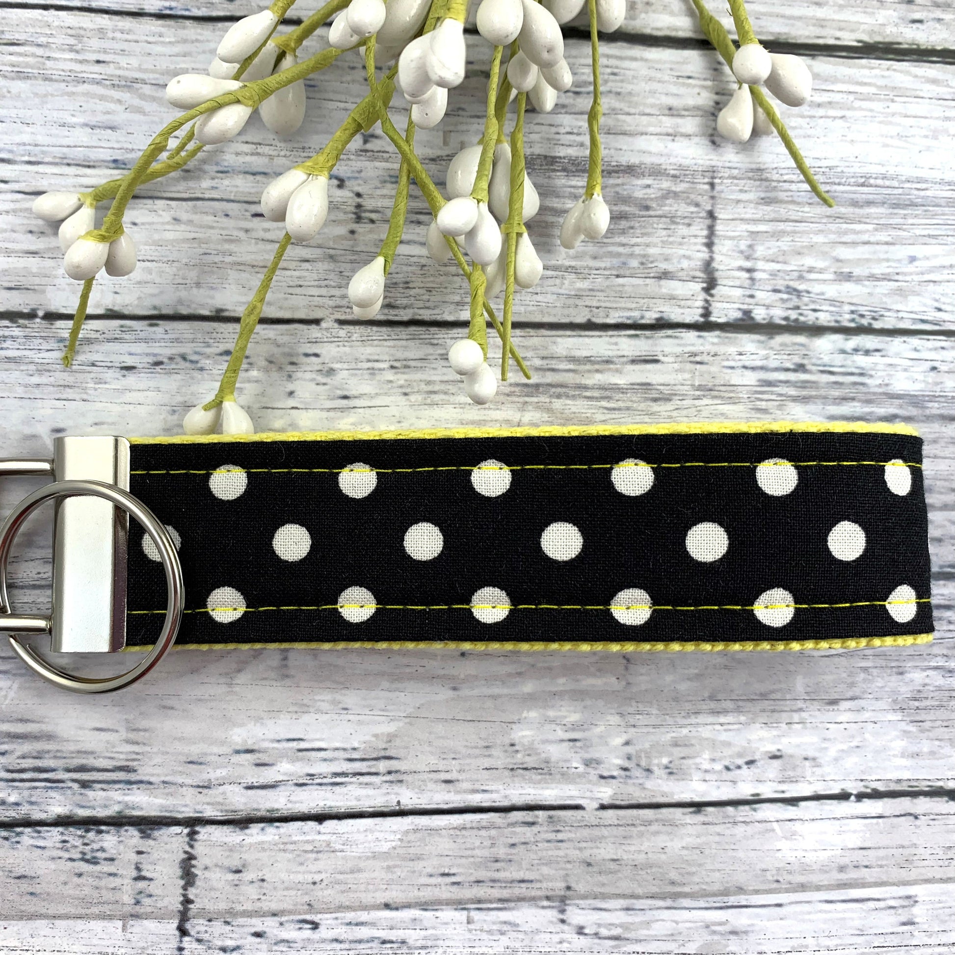 Handmade Wristlet Keychain in Polka Dot fabric, High School Graduation Gift, Best Friend Gifts Long Distance, Preschool Teacher Gifts