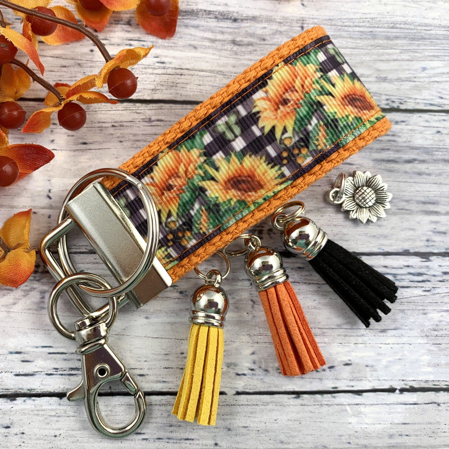 Handmade Sunflower Keychain, Sunflower Gifts, Popular Right Now, Mini Keychain, Sunflowers, Luggage Tag, Moving Away Gift, Ribbon Keychain