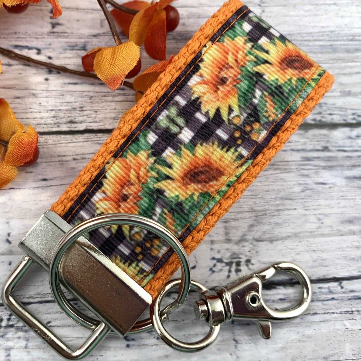 Handmade Sunflower Keychain, Sunflower Gifts, Popular Right Now, Mini Keychain, Sunflowers, Luggage Tag, Moving Away Gift, Ribbon Keychain