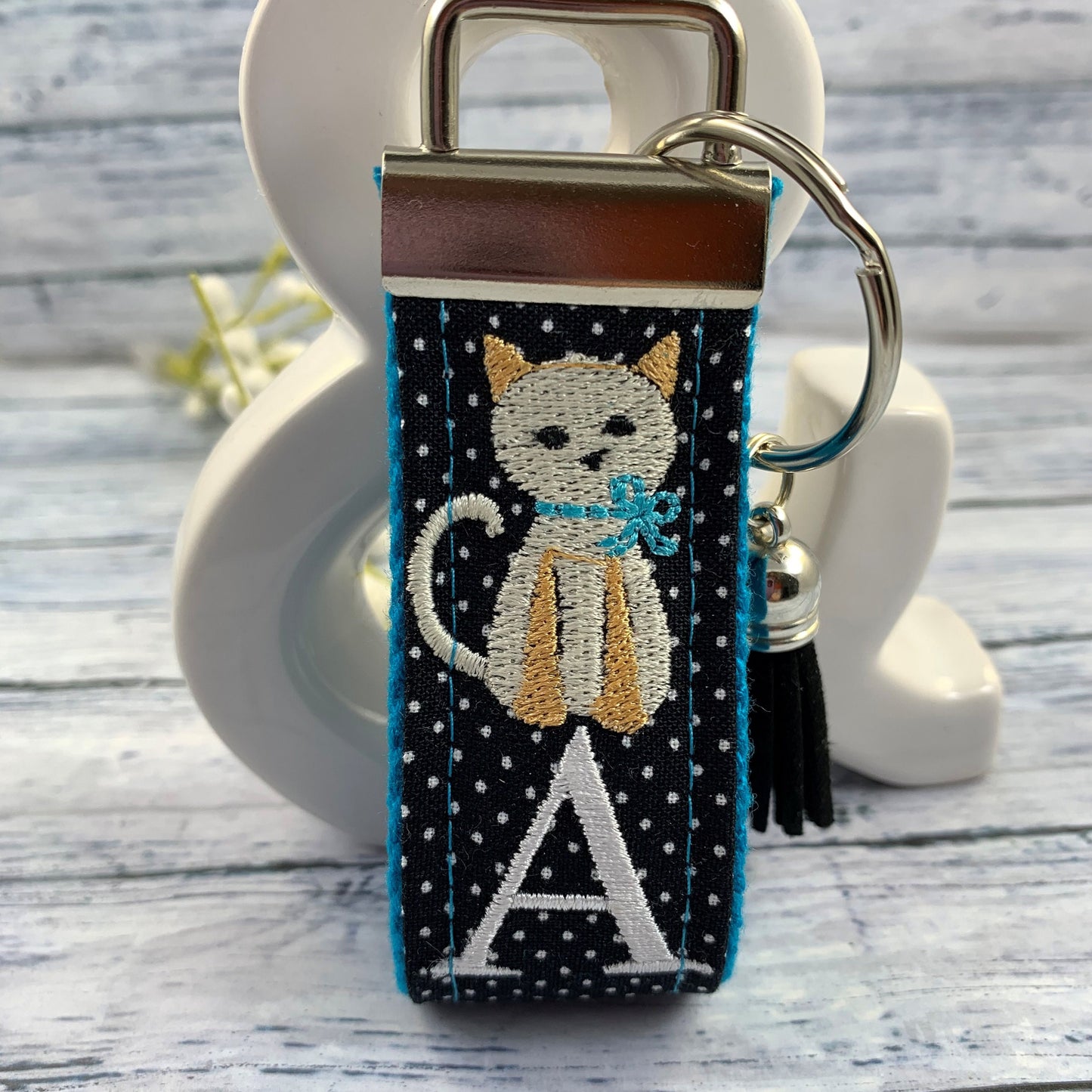 Cat Mom Keychain, Rescue Mom, Vet Tech Gift, Cat Lover Gift Ideas, Adopt a Pet, Pet Sitter, Cat Owner, Personalized Keychain, Luggage Tag