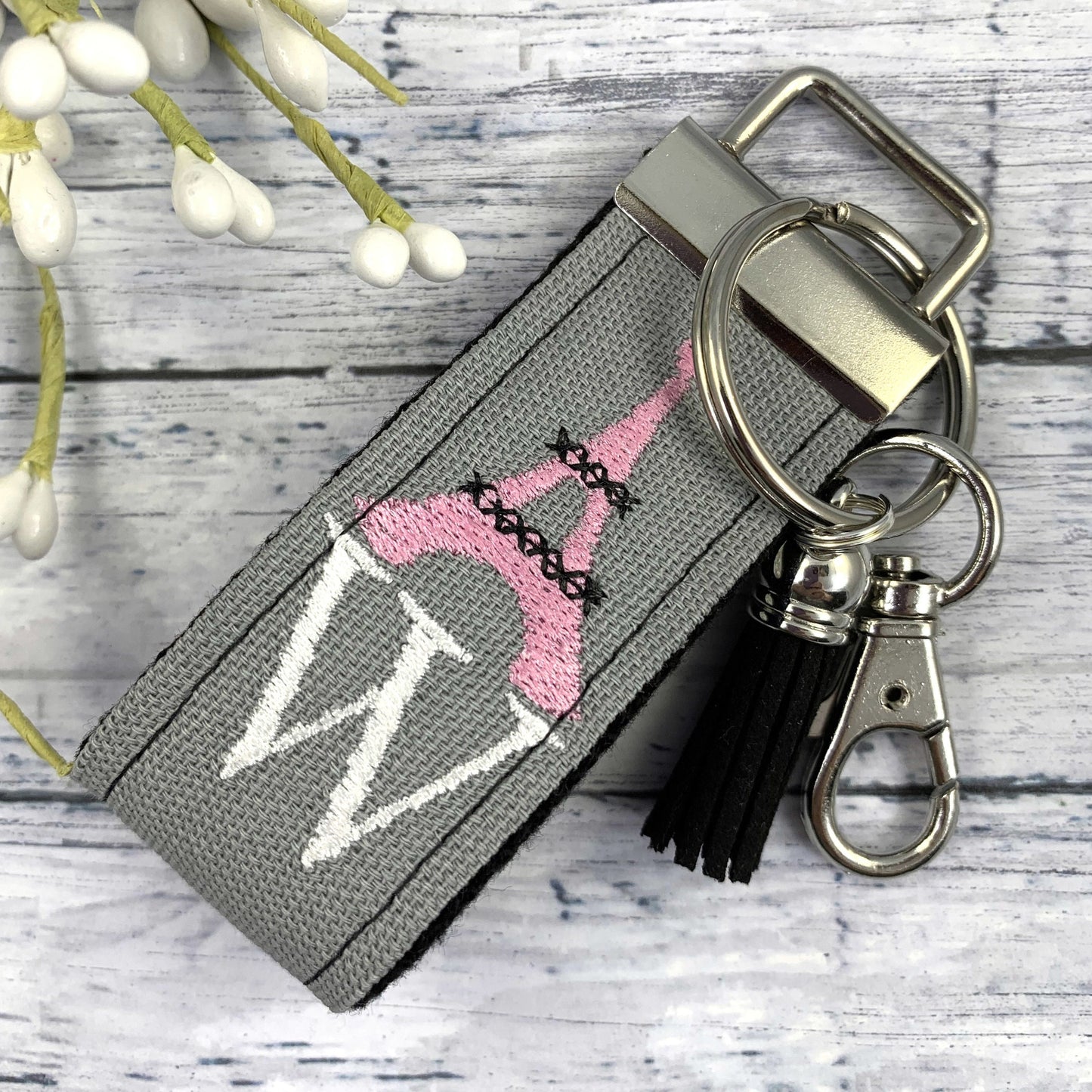 Eiffel Tower Keychain, Paris Gift, Paris 2024, Personalized Gift, Sweet 16 Gift, Personalized Keychain, Luggage Tag, Moving Away Gift