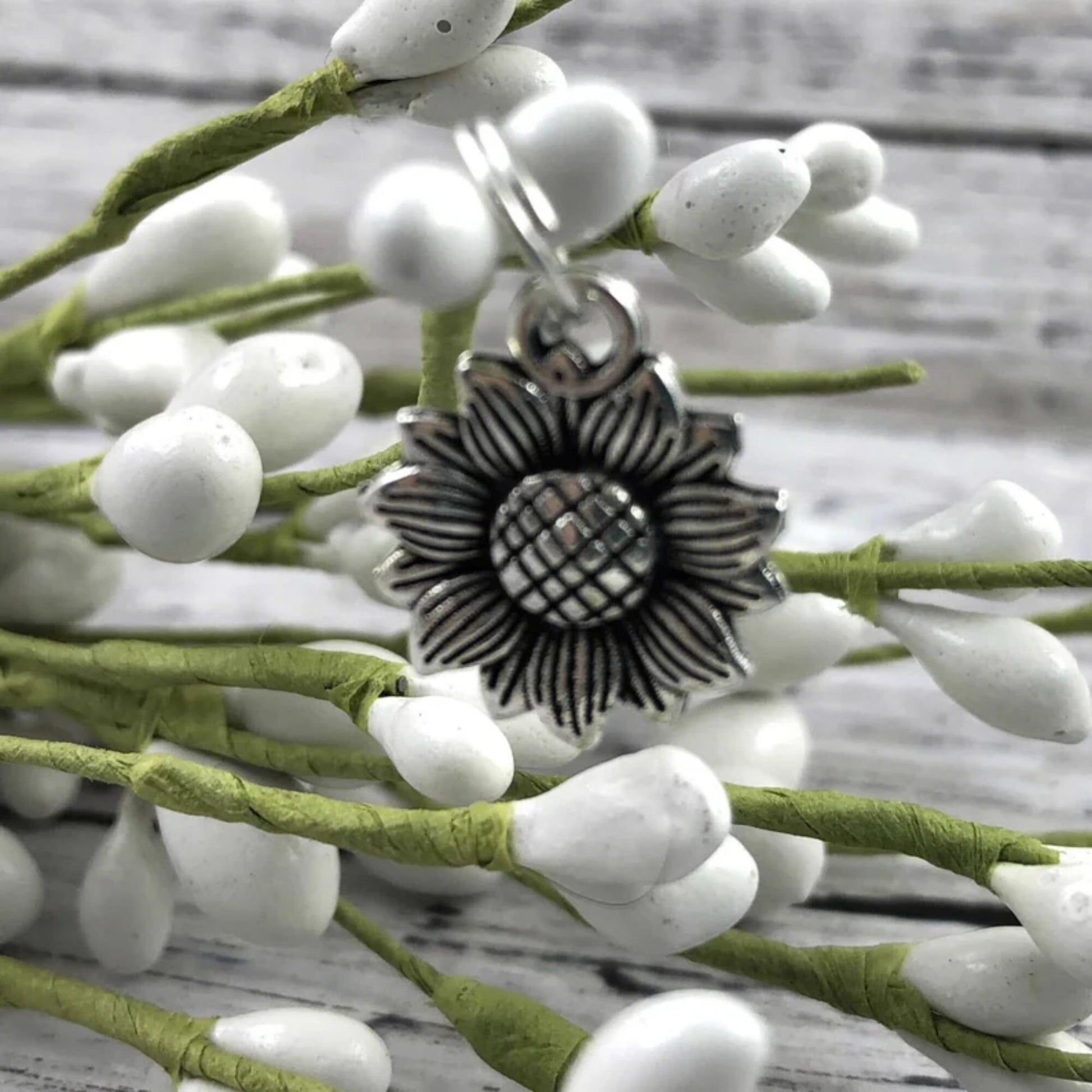 Handmade Sunflower Keychain, Sunflowers, Customizable Keychain, Personalized Initial Keychain, Luggage Tag, Moving Away Gift, Step Mom Gift