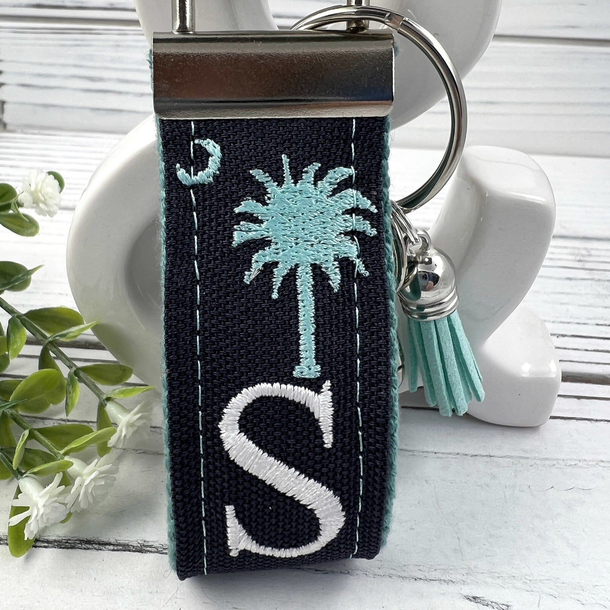 Palmetto Tree and Crescent Moon Keychain, South Carolina Gifts, Customizable Keychain, Initial Keychain, Luggage Tag, Retirement Gifts