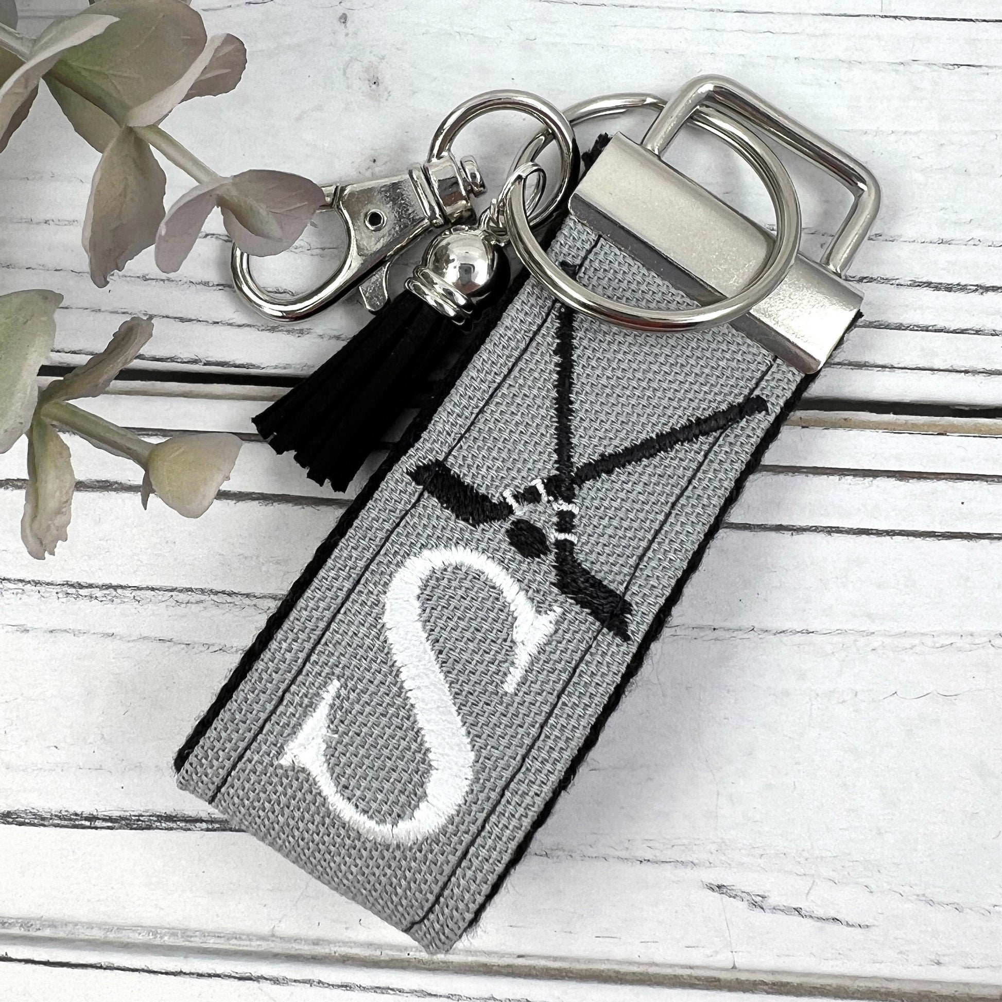 Hockey Mom Keychain, Hockey Coach Gifts, Hockey Gifts, Customizable Keychain, Personalized Keychain, Luggage Tag, Hockey Life, Hockey Team