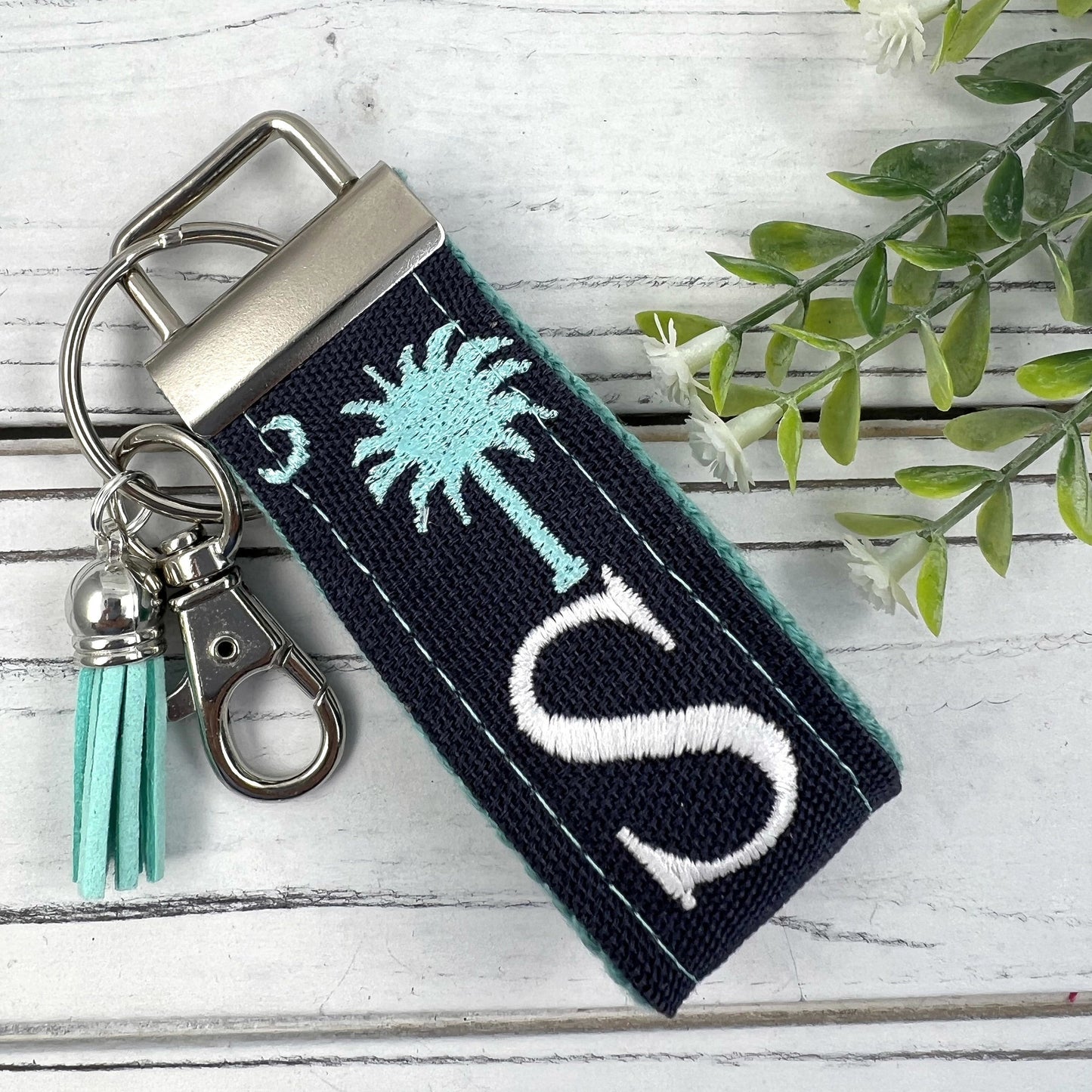 Palmetto Tree and Crescent Moon Keychain, South Carolina Gifts, Customizable Keychain, Initial Keychain, Luggage Tag, Retirement Gifts