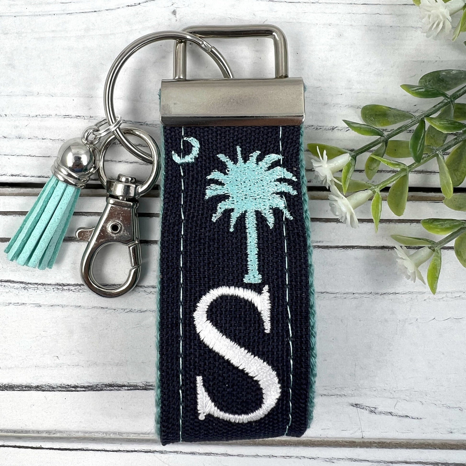 Palmetto Tree and Crescent Moon Keychain, South Carolina Gifts, Customizable Keychain, Initial Keychain, Luggage Tag, Retirement Gifts