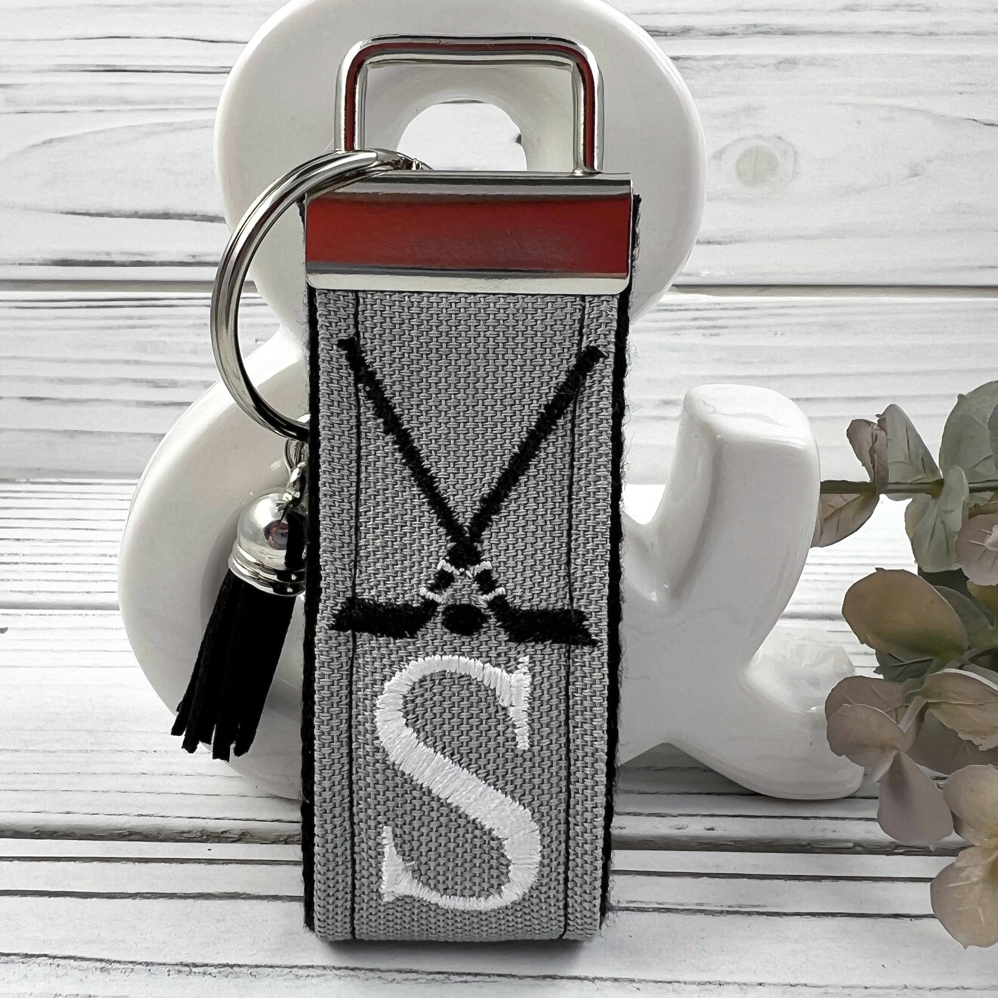 Hockey Mom Keychain, Hockey Coach Gifts, Hockey Gifts, Customizable Keychain, Personalized Keychain, Luggage Tag, Hockey Life, Hockey Team