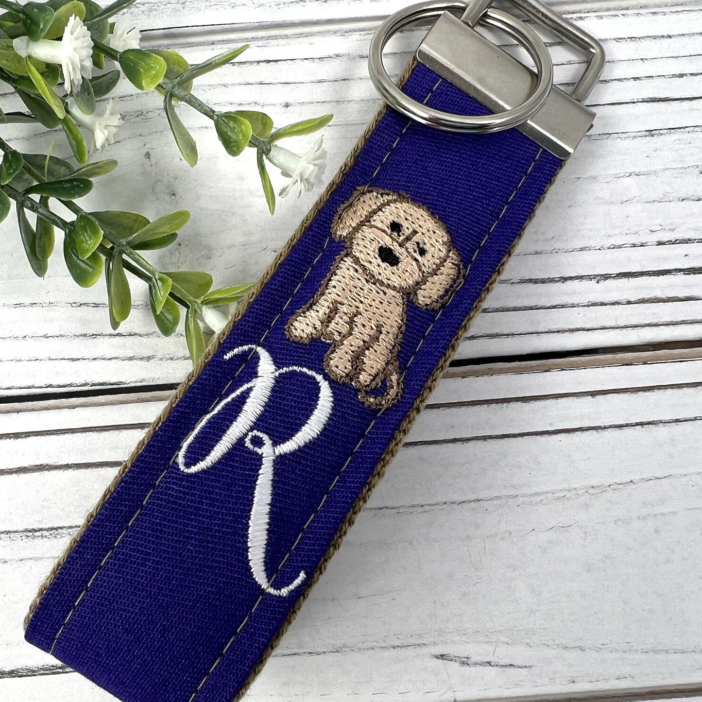 Goldendoodle Keychain, Doodle Mom, GoldenDoodle Gifts, Popular Right Now, Personalized Gift, Personalized Keychain, Wristlet Keychain