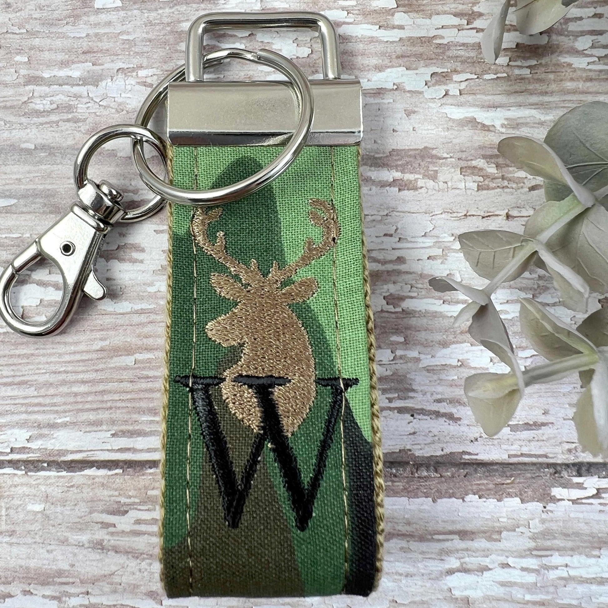 Handmade Deer Keychain, Deer Gifts, Hunting Gifts for Men, Personalized Gift, Personalized Keychain, Luggage Tag, Hunting Gifts, Outdoorsy