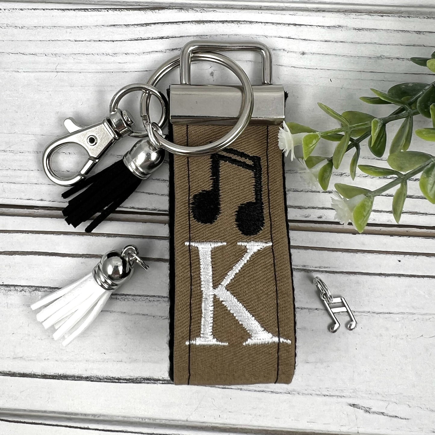 Handmade Music Keychain, Music Gift, Musical Notes, Popular Right Now, Personalized Gift, Music Teacher Gift Personalized Keychain, Musical