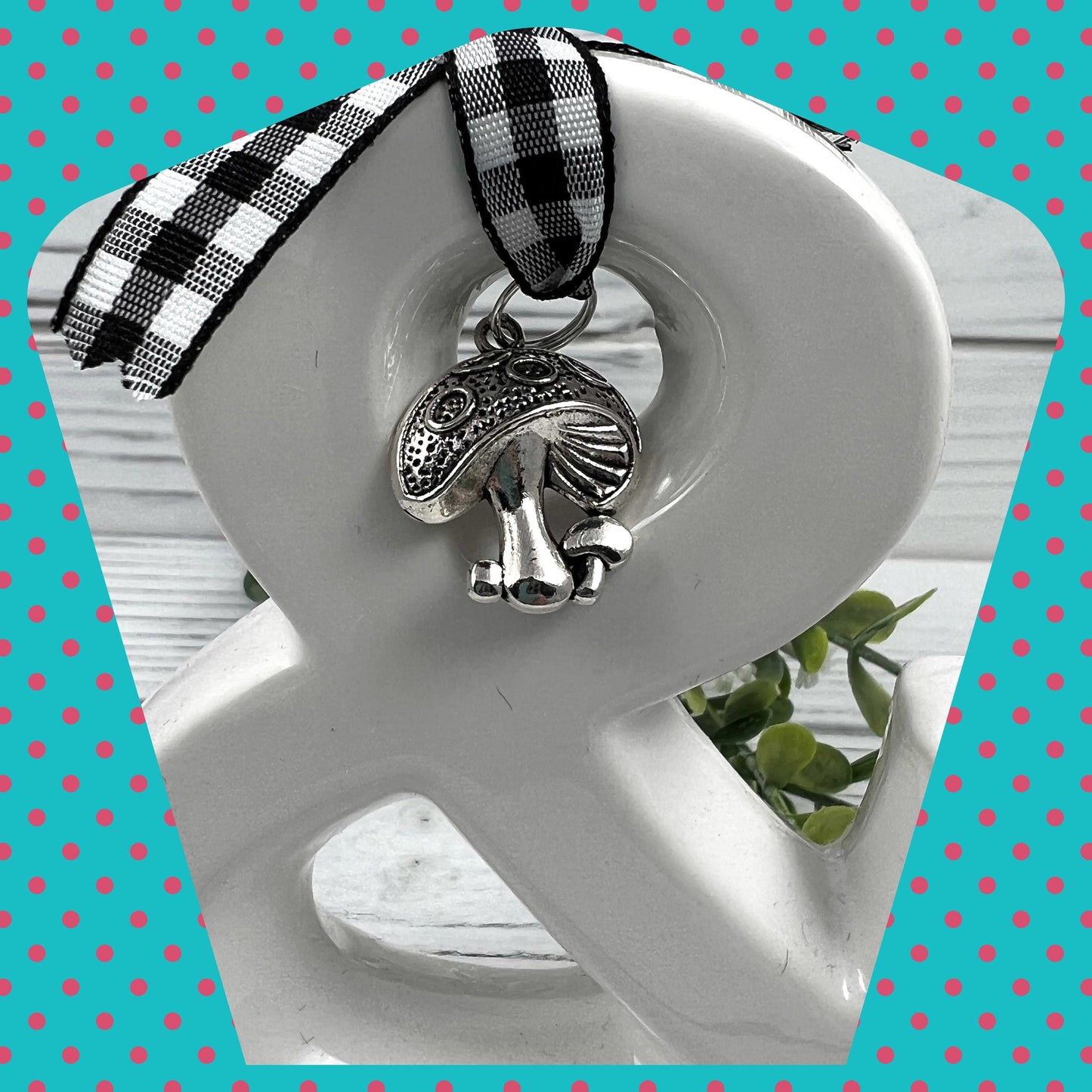 Mushroom Keychain, Mushroom Gift, Mini Keychain, Popular Right Now, Personalized Keychain, Luggage Tag, Cute Birthday Gifts, Mushrooms