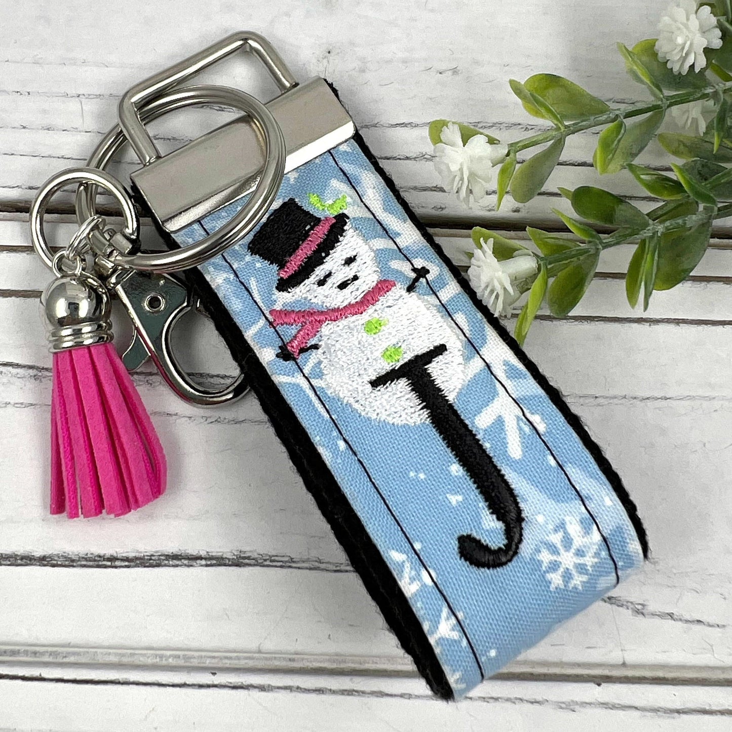 Snowman Keychain, Friend Keychain, Snowflake Keychain, Initial Keychain, Car Keychain, Secretary Gift, Snowman Gifts, Snowmen, Mini Keychain
