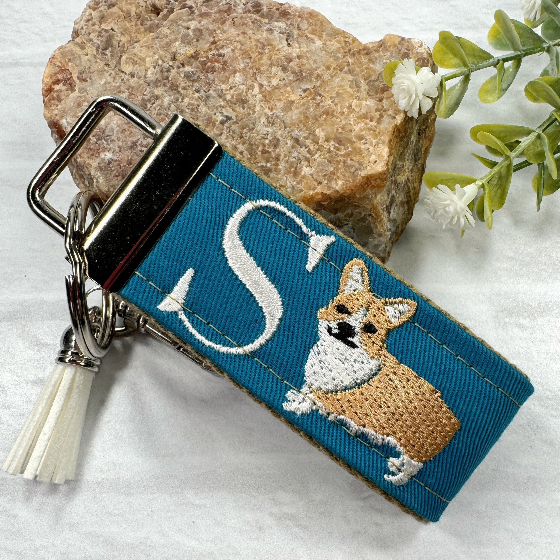 Handmade Corgi Keychain, Corgi Mom, Corgi Gifts, Pet Keychain, Corgi Mama, Dog Mama, Luggage Tag, Cool Keychain, Corgi Dog, Corgi Life