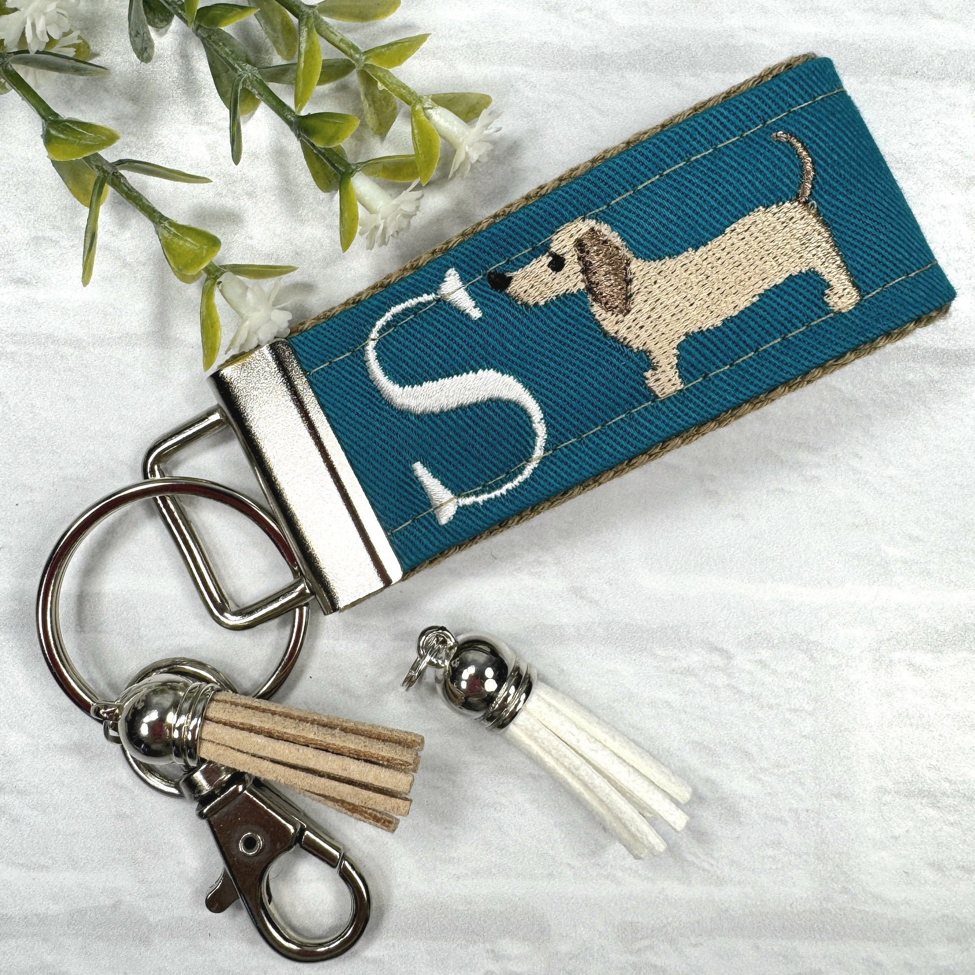 Handmade Dachshund Keychain, Dachshund Mom, Dachshund Gift, Pet Keychain, Dachshund Dog, Sausage Dog, Dachshund Gifts, Dog Memory Gift