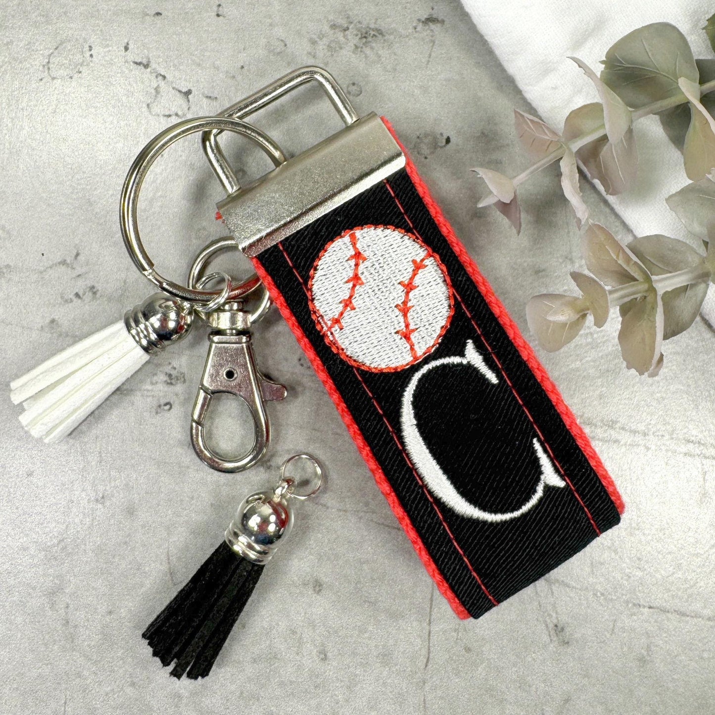 Handmade Baseball Keychain, Baseball Mom, Baseball Gifts, Baseball Coach gift, Initial Keychain, Male Teacher Gifts, Baseball team Gifts