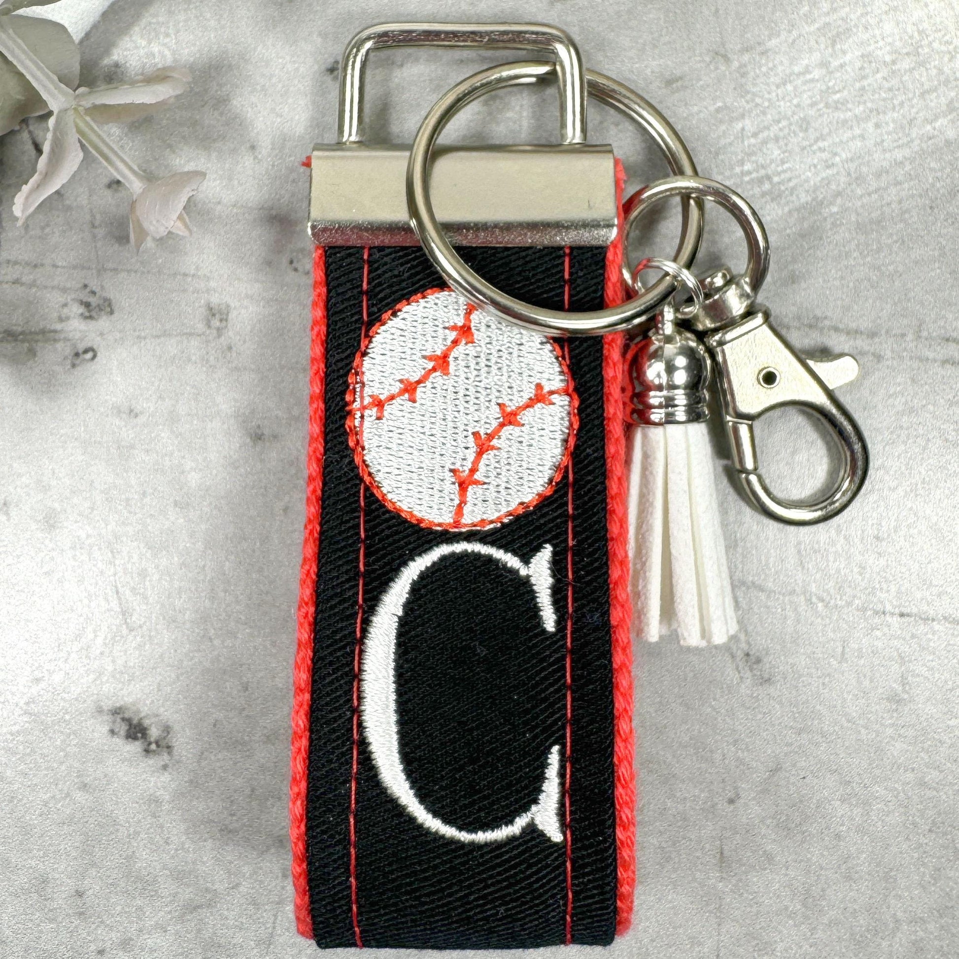 Handmade Baseball Keychain, Baseball Mom, Baseball Gifts, Baseball Coach gift, Initial Keychain, Male Teacher Gifts, Baseball team Gifts