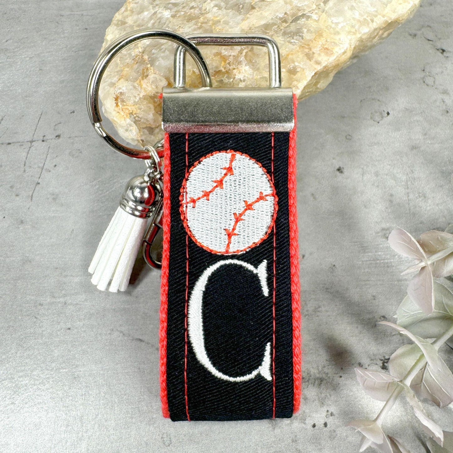 Handmade Baseball Keychain, Baseball Mom, Baseball Gifts, Baseball Coach gift, Initial Keychain, Male Teacher Gifts, Baseball team Gifts
