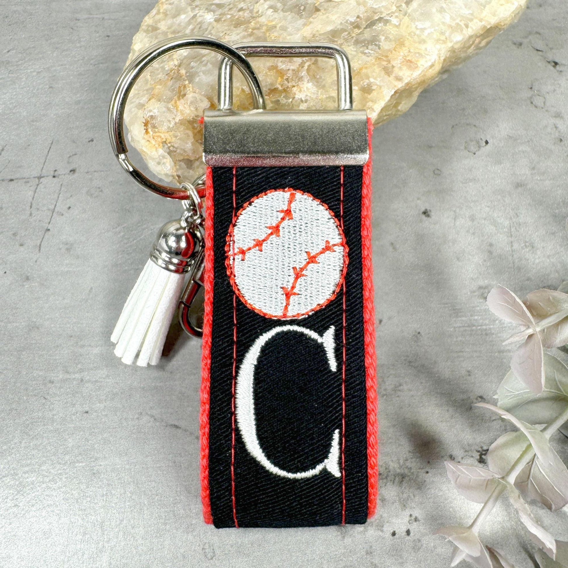 Handmade Baseball Keychain, Baseball Mom, Baseball Gifts, Baseball Coach gift, Initial Keychain, Male Teacher Gifts, Baseball team Gifts