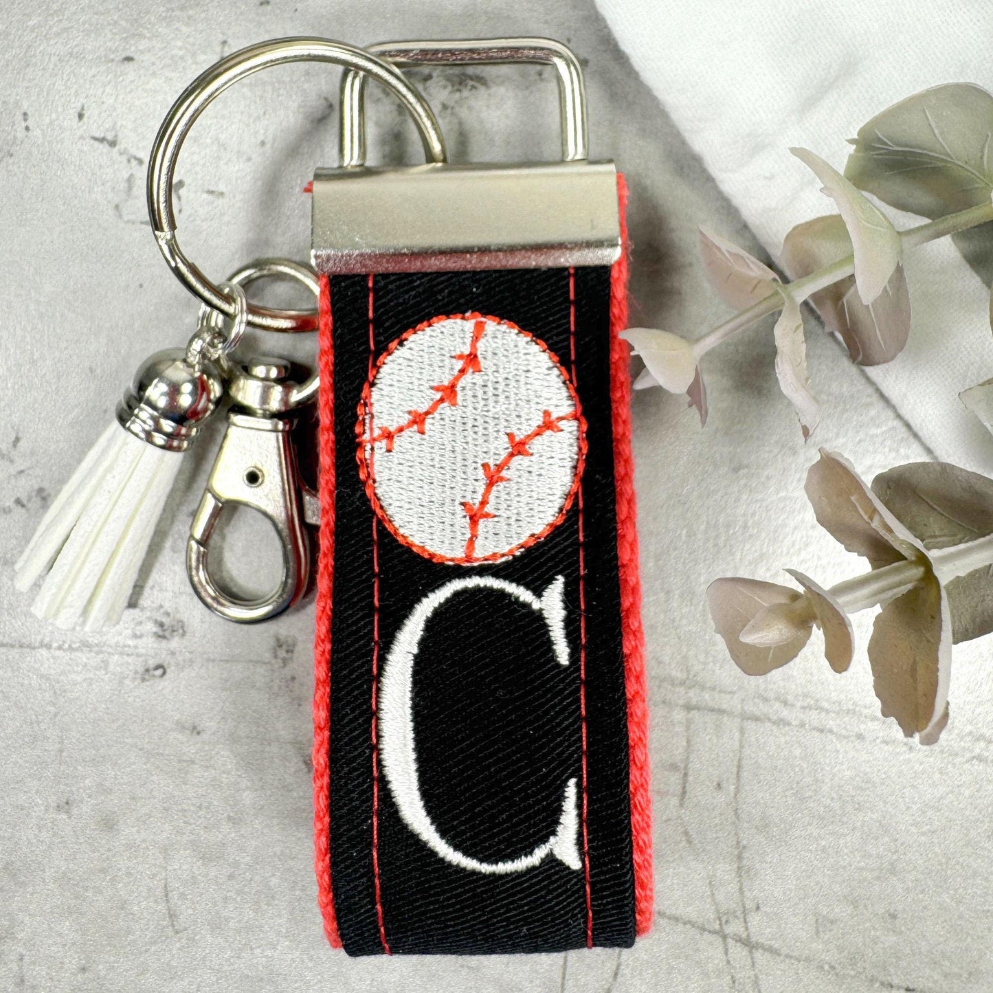 Handmade Baseball Keychain, Baseball Mom, Baseball Gifts, Baseball Coach gift, Initial Keychain, Male Teacher Gifts, Baseball team Gifts