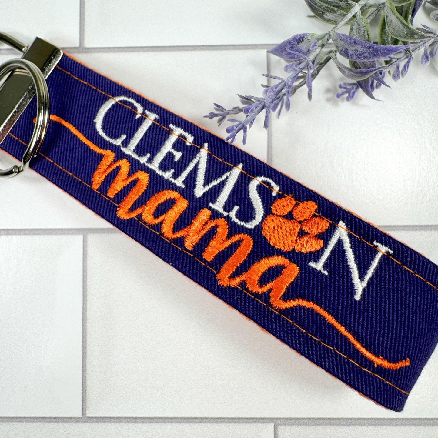 Clemson Mama Keychain, Approved Crafter License Holder, Clemson Gifts, Clemson Fan, Clemson University, Clemson Graduate, Clemson Tigers