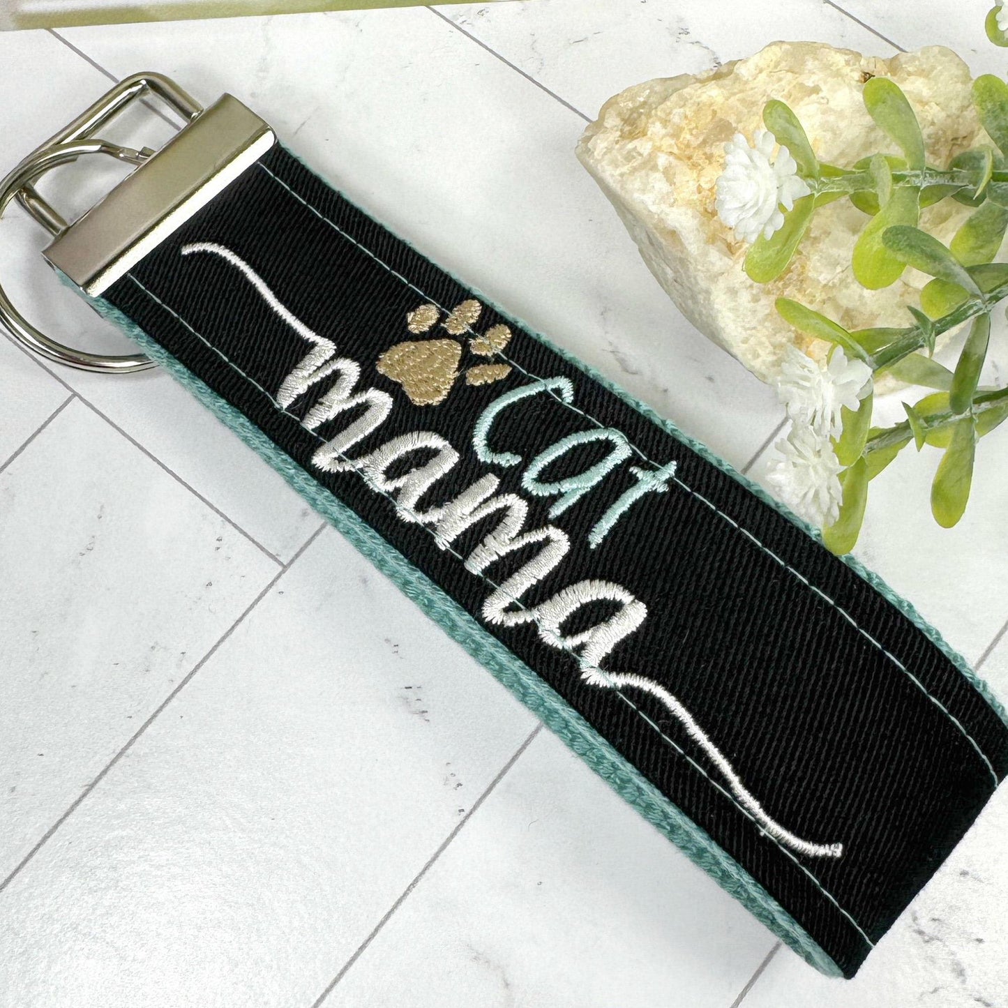 Cat Mama Keychain, Cat Paw, Vet Tech Gift, Cat Lover Gift Ideas, Embroidered Keychain, Adopt a Pet, Cat Sitter, Cat Adoption, Cat keychain