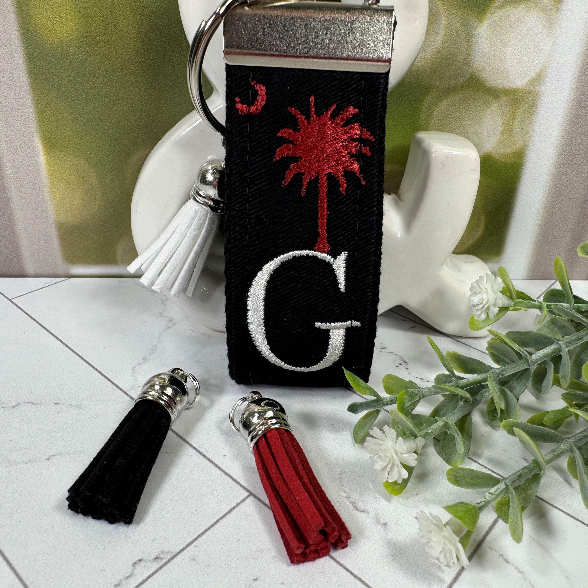 Palmetto Tree and Crescent Moon Keychain, South Carolina Gifts, Customizable Keychain, Initial Keychain, Luggage Tag, Retirement Gifts