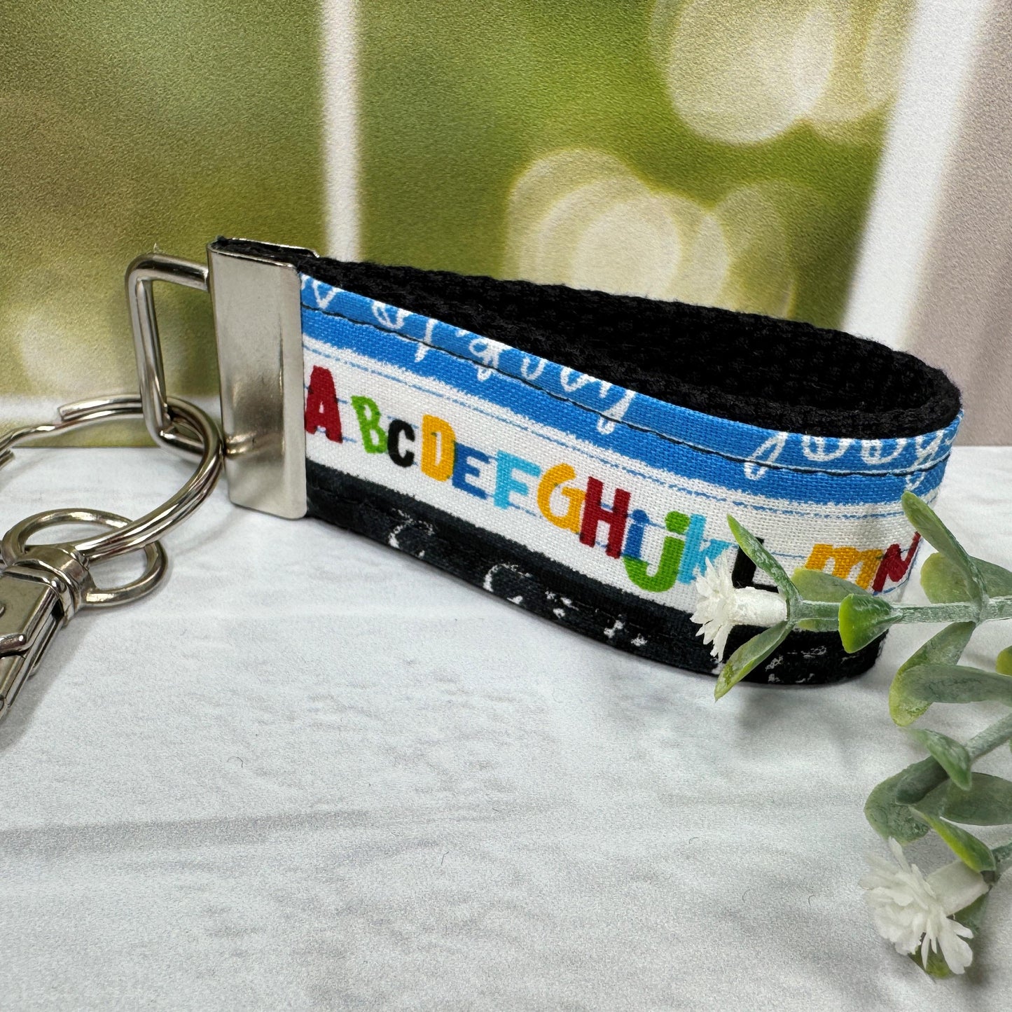 Keychain for Teacher, Mini Keychain, Teacher Thank you, Preschool Teacher, Teacher Birthday Gift, New Teacher Gift, Teachers Aide Gift